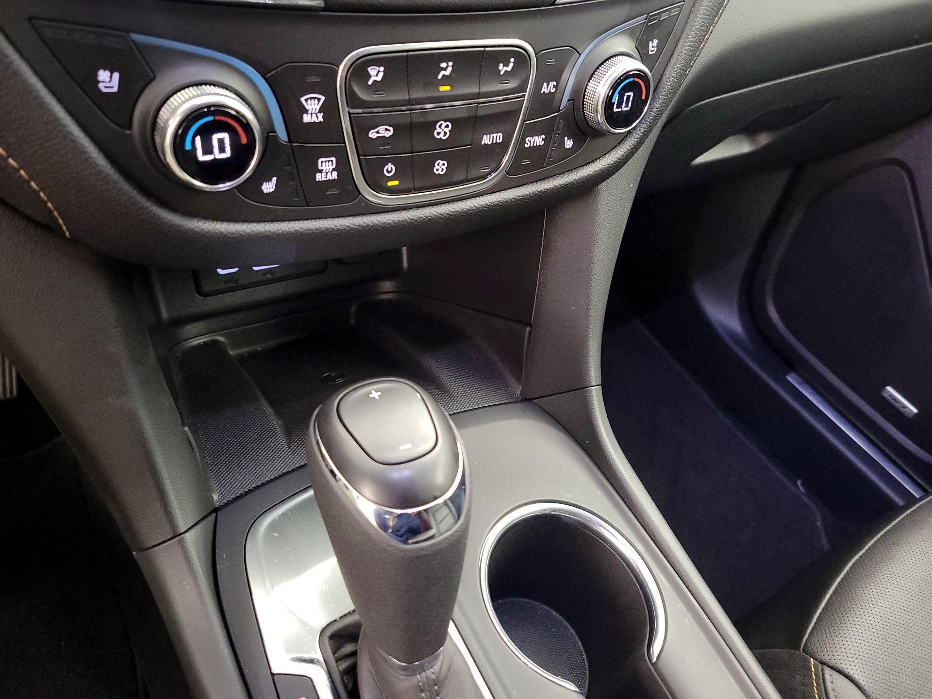 Thumbnail: 2020 Chevrolet Equinox - 17