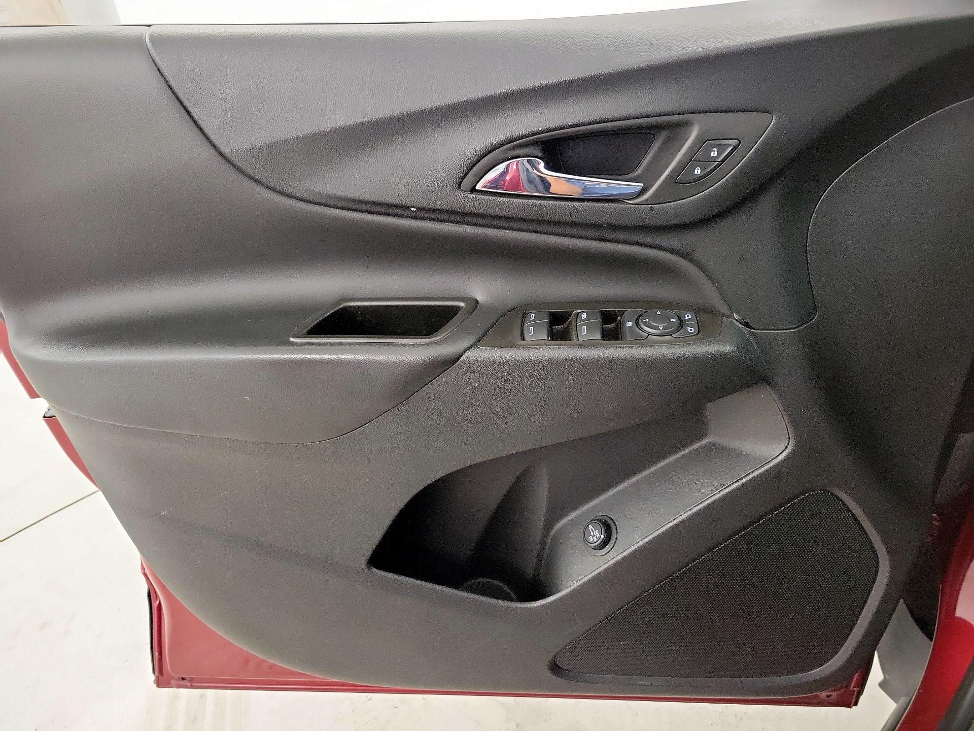 Thumbnail: 2023 Chevrolet Equinox - 12