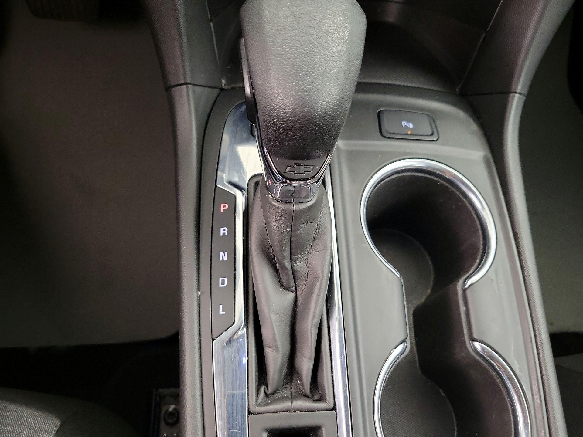Thumbnail: 2023 Chevrolet Equinox - 17