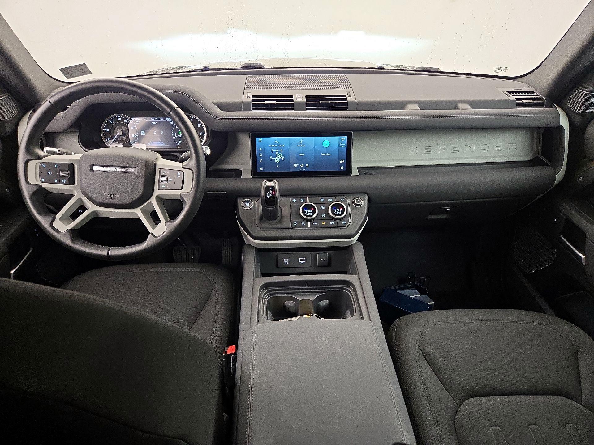 Thumbnail: 2022 Land Rover Defender - 9