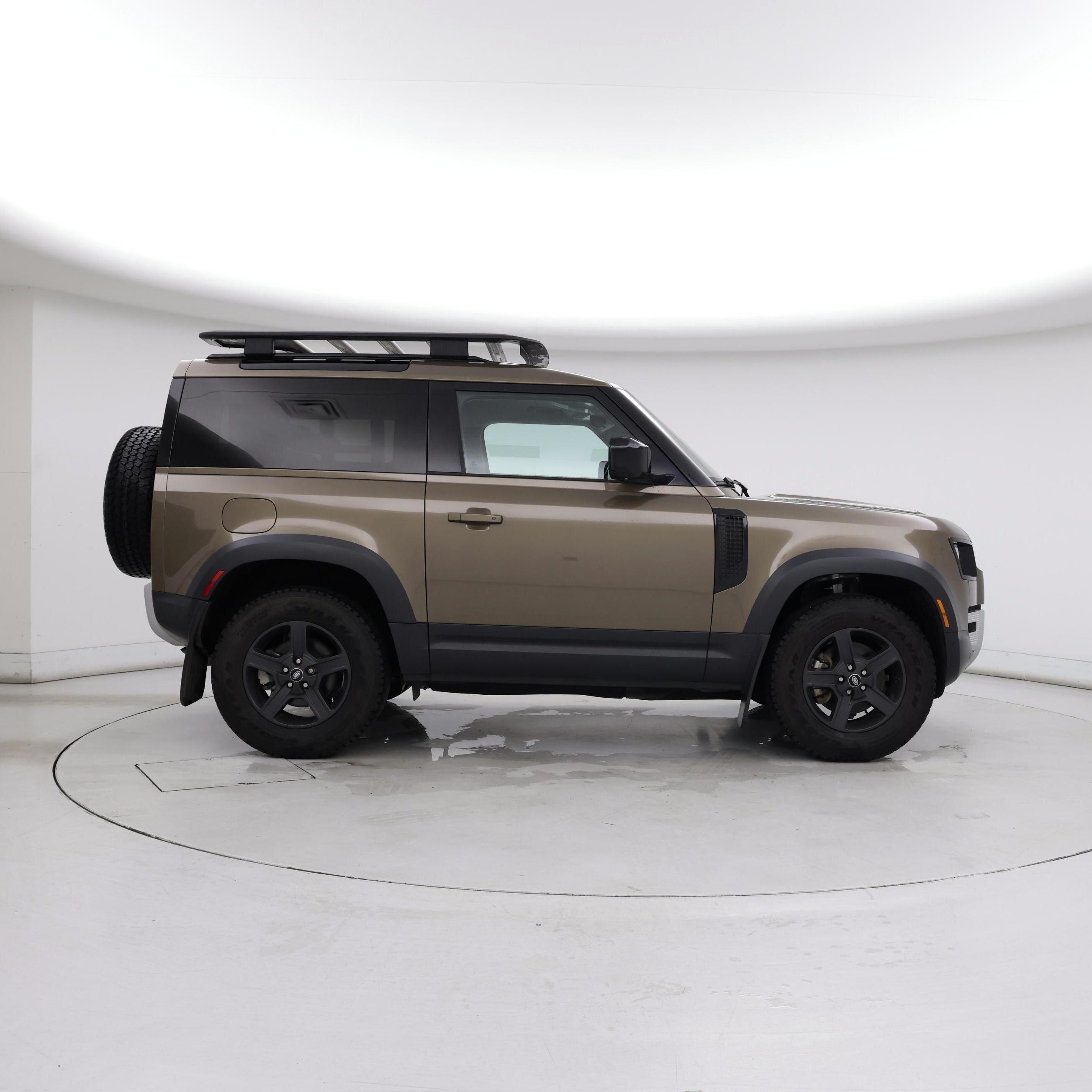 Thumbnail: 2022 Land Rover Defender - 7