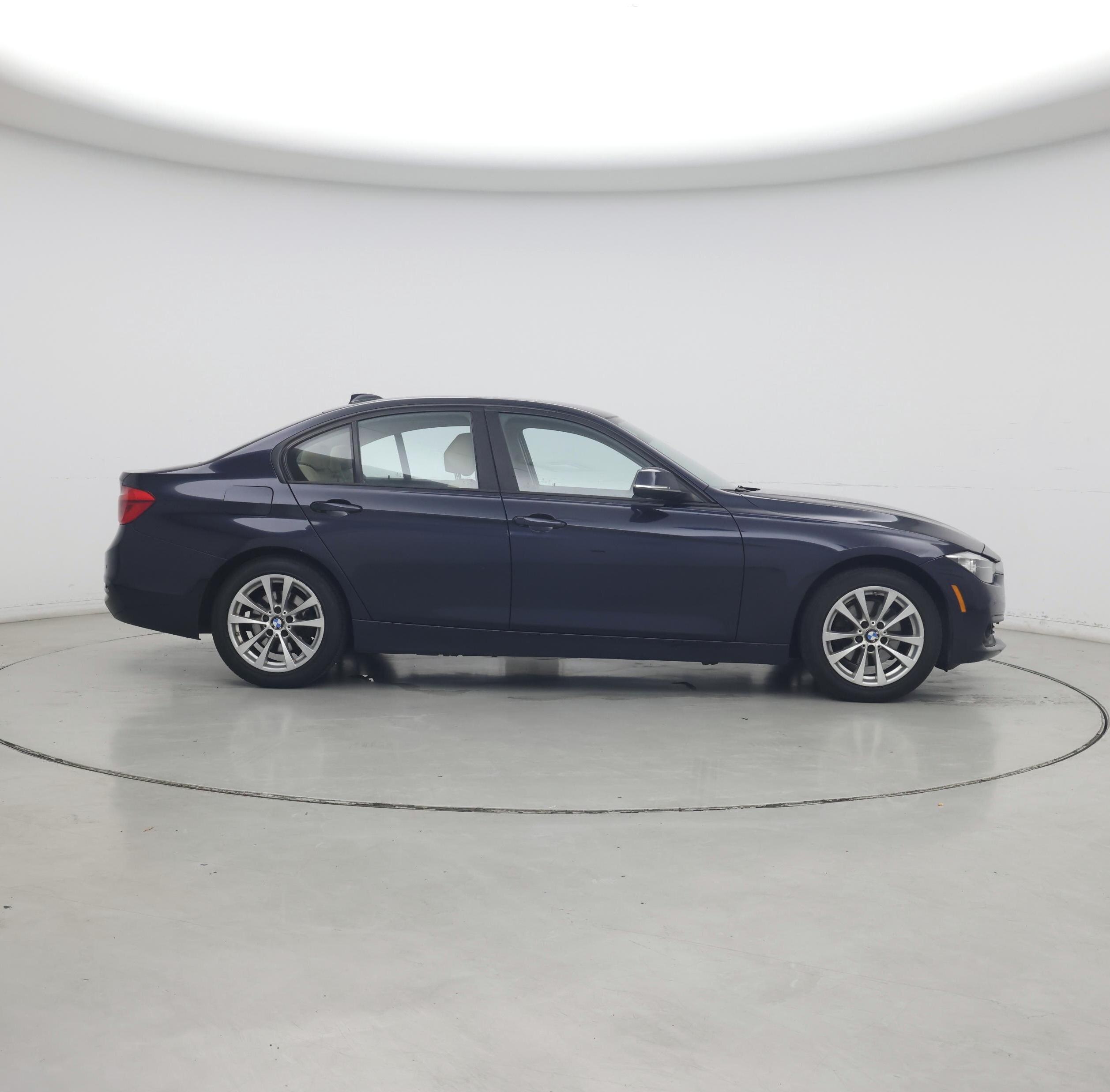 Thumbnail: 2017 BMW 3 Series - 7