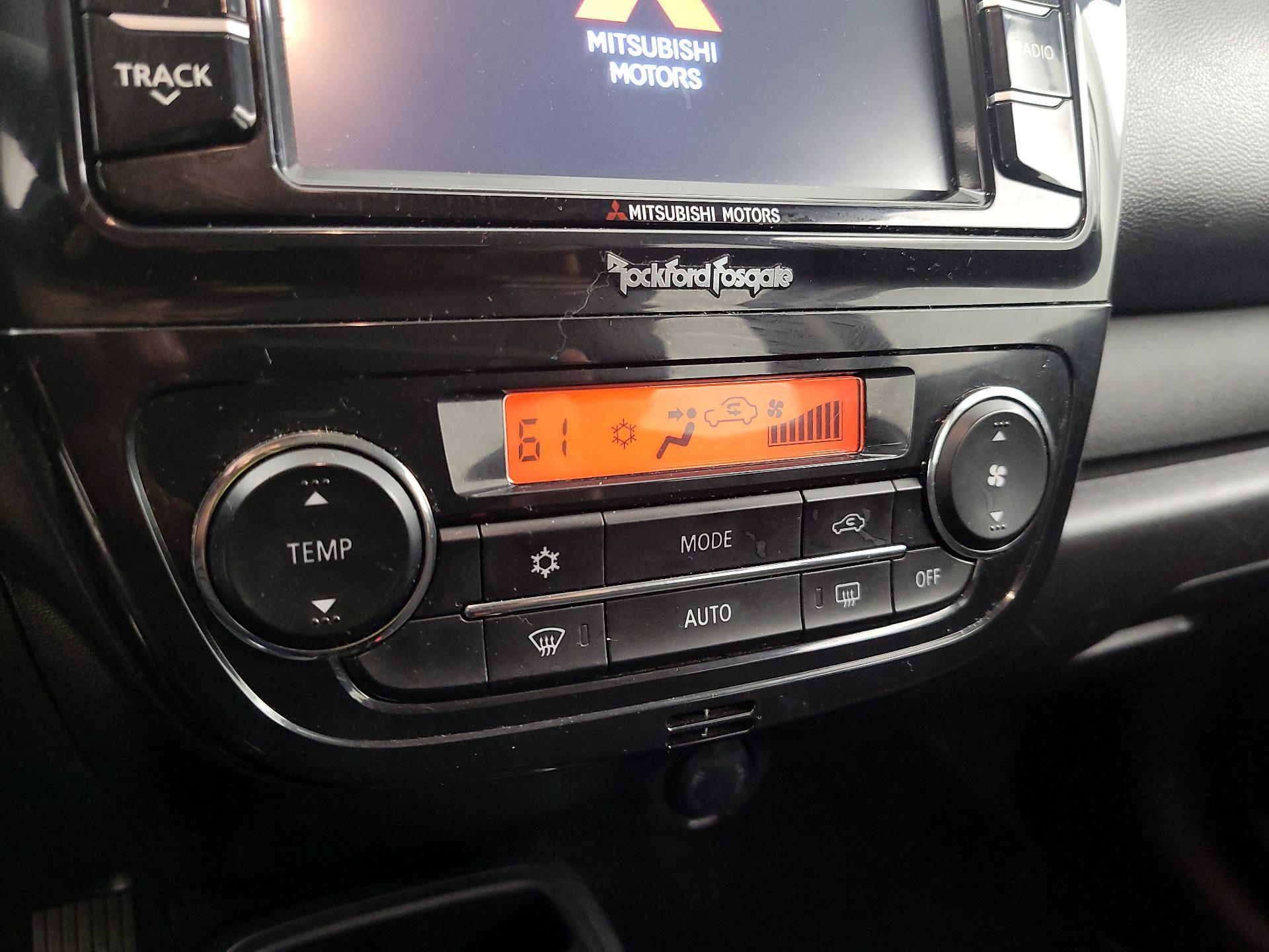 Thumbnail: 2019 Mitsubishi Mirage G4 - 16