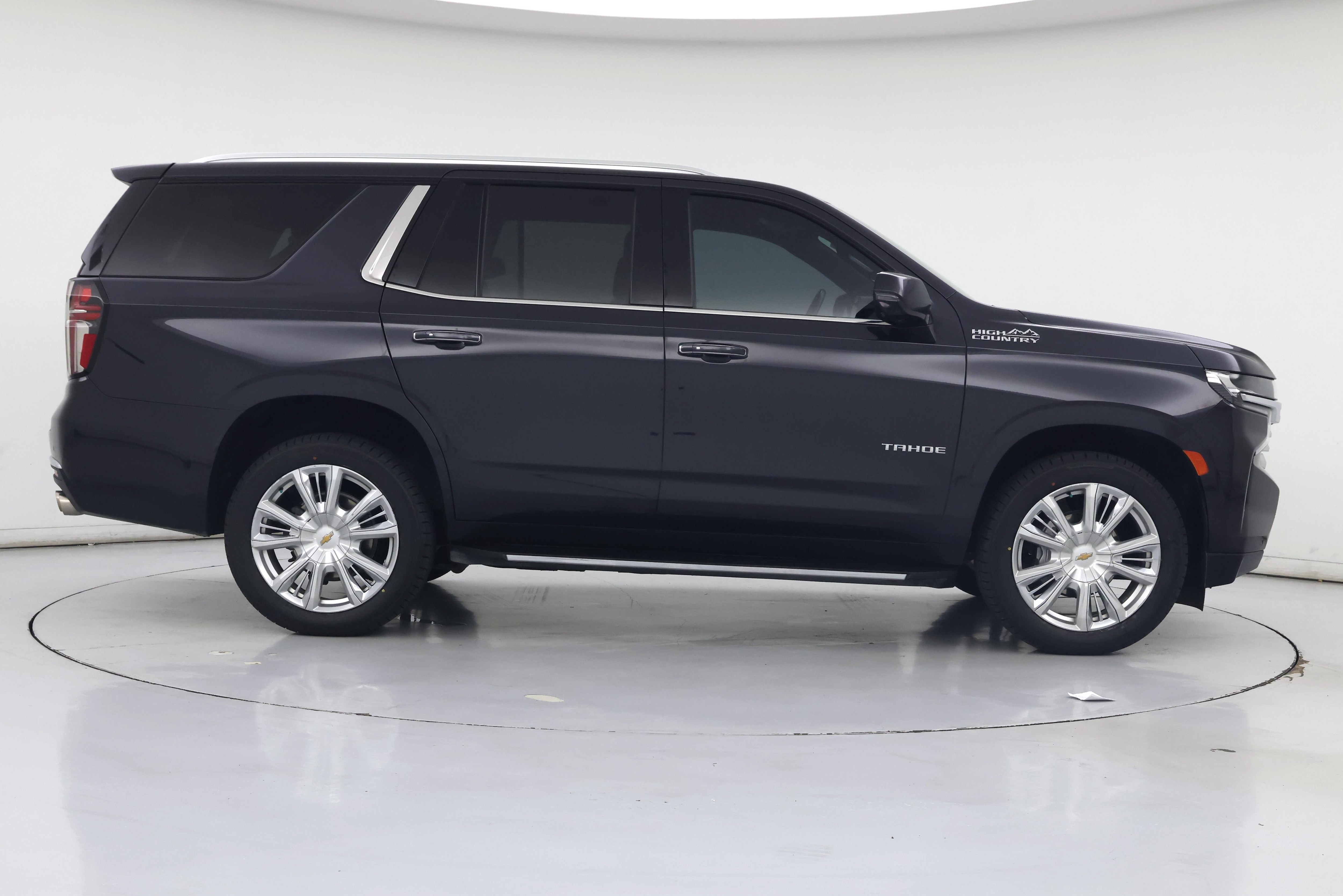 Thumbnail: 2022 Chevrolet Tahoe - 7
