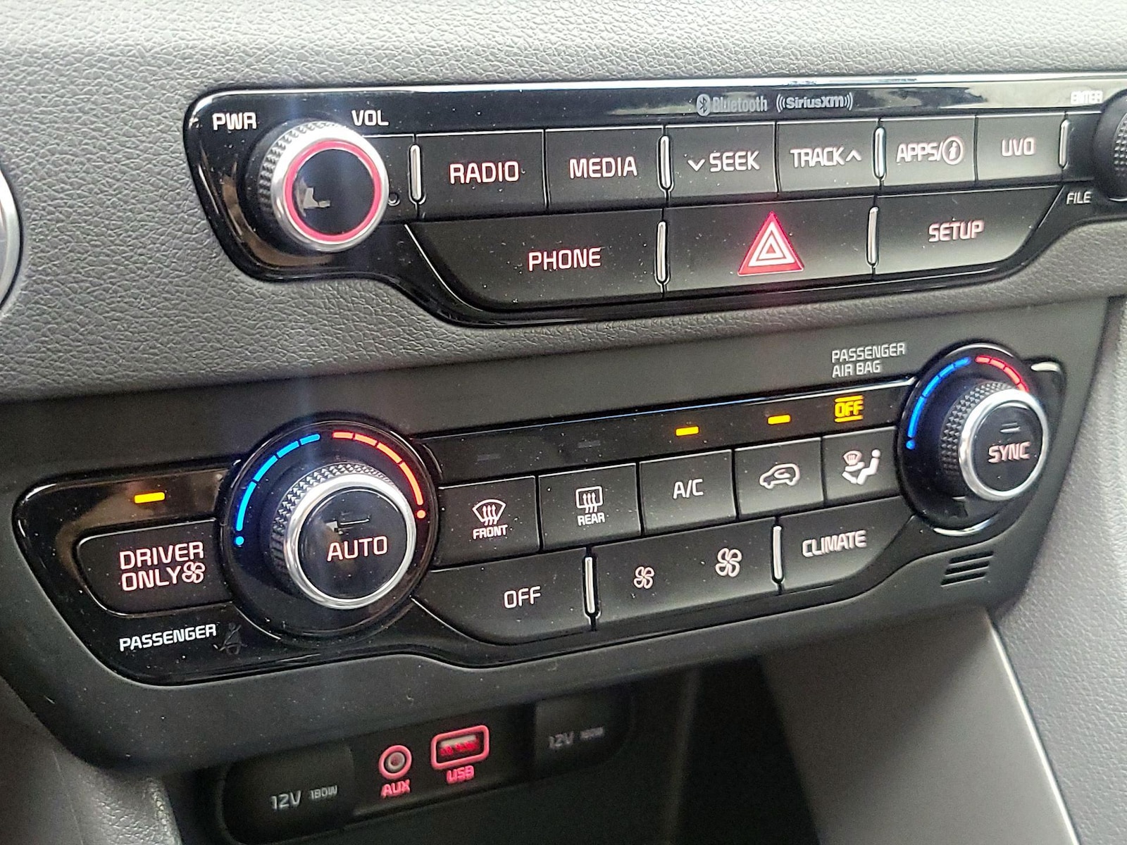 2019 Kia Niro LX - Photo 17