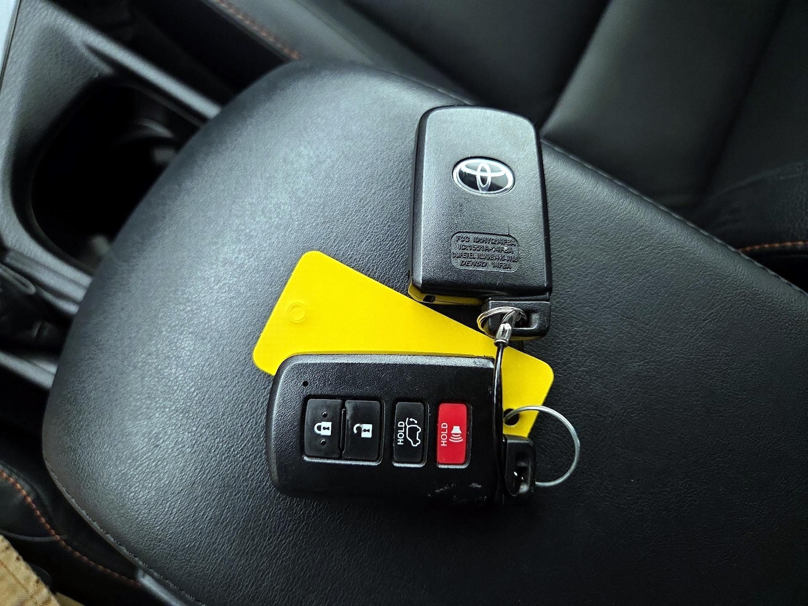 2016 Toyota RAV4 SE - Photo 24