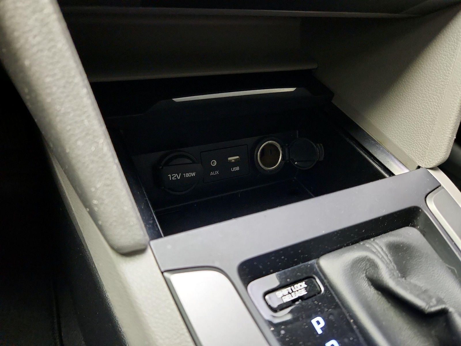 2017 Hyundai Elantra SE - Photo 17