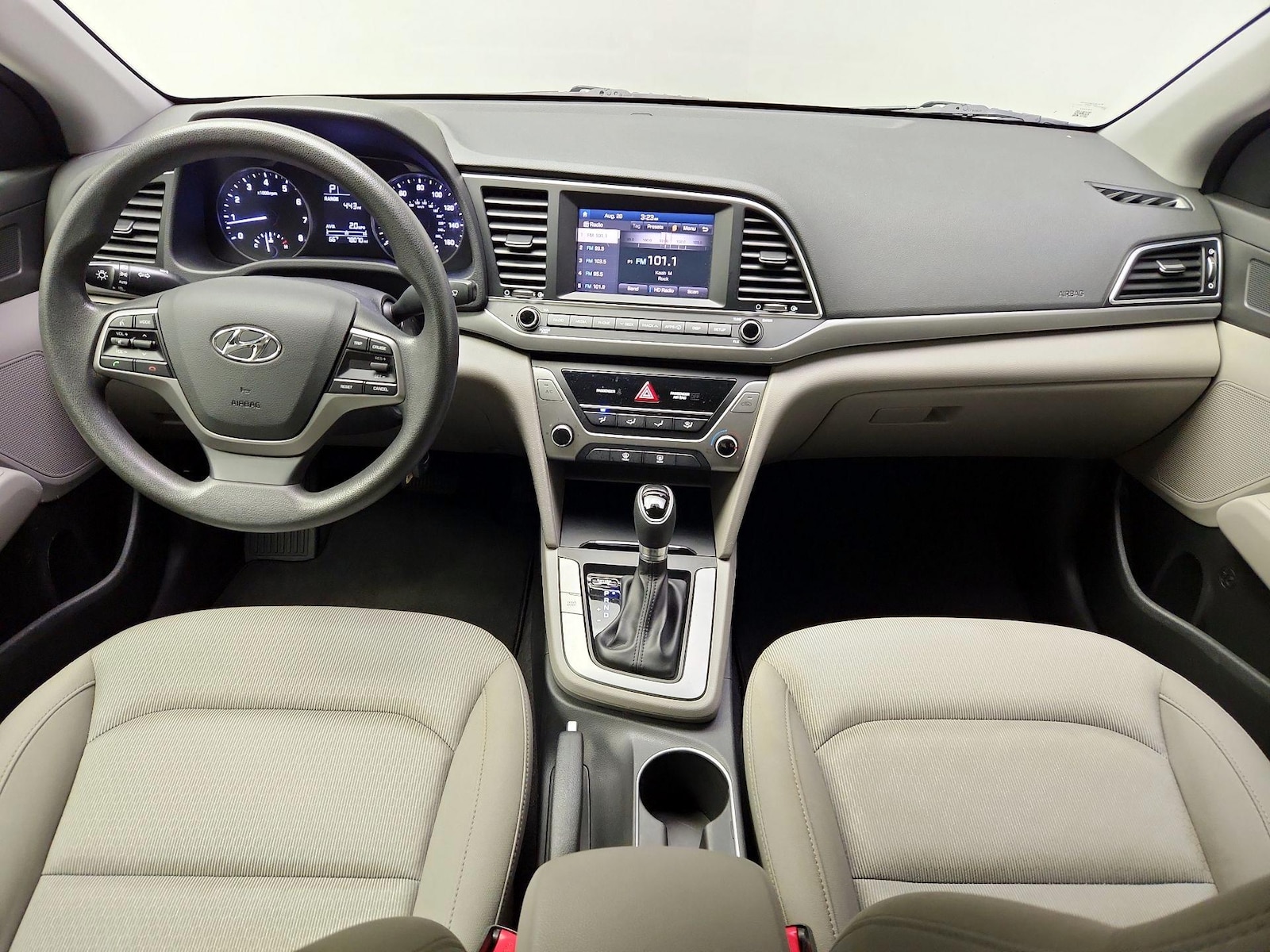2017 Hyundai Elantra SE - Photo 8