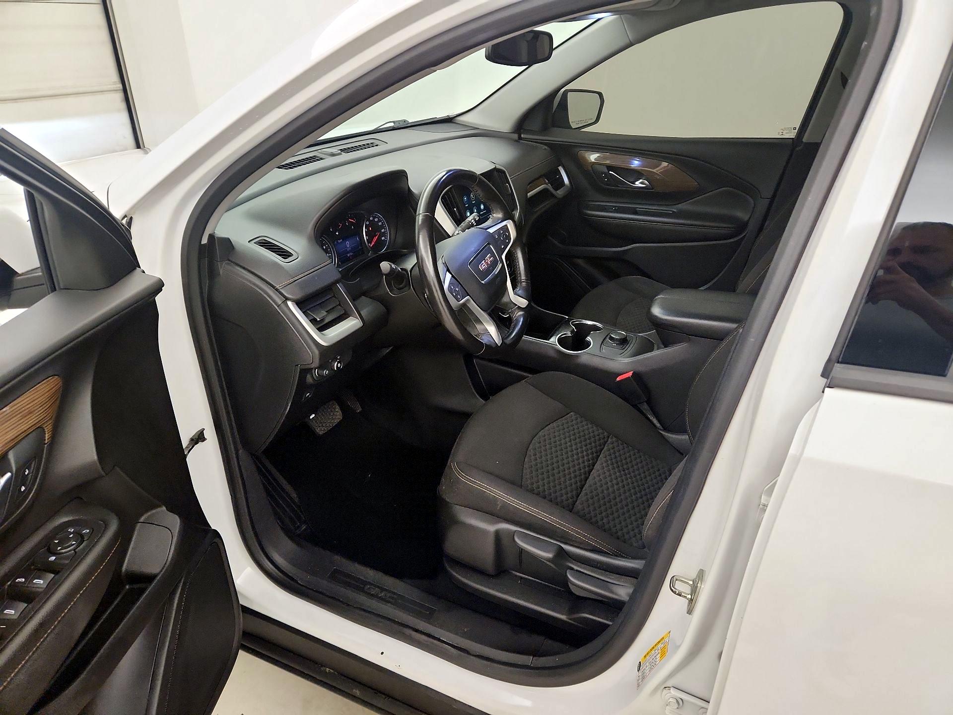 Thumbnail: 2019 GMC Terrain - 11