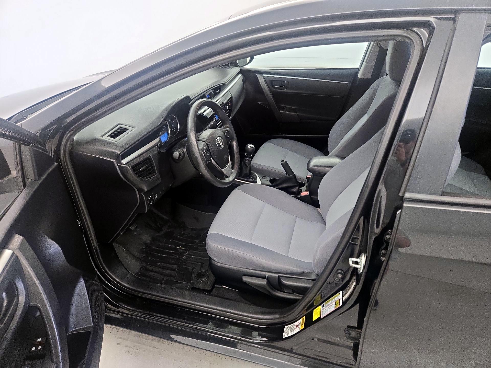 Thumbnail: 2015 Toyota Corolla - 11