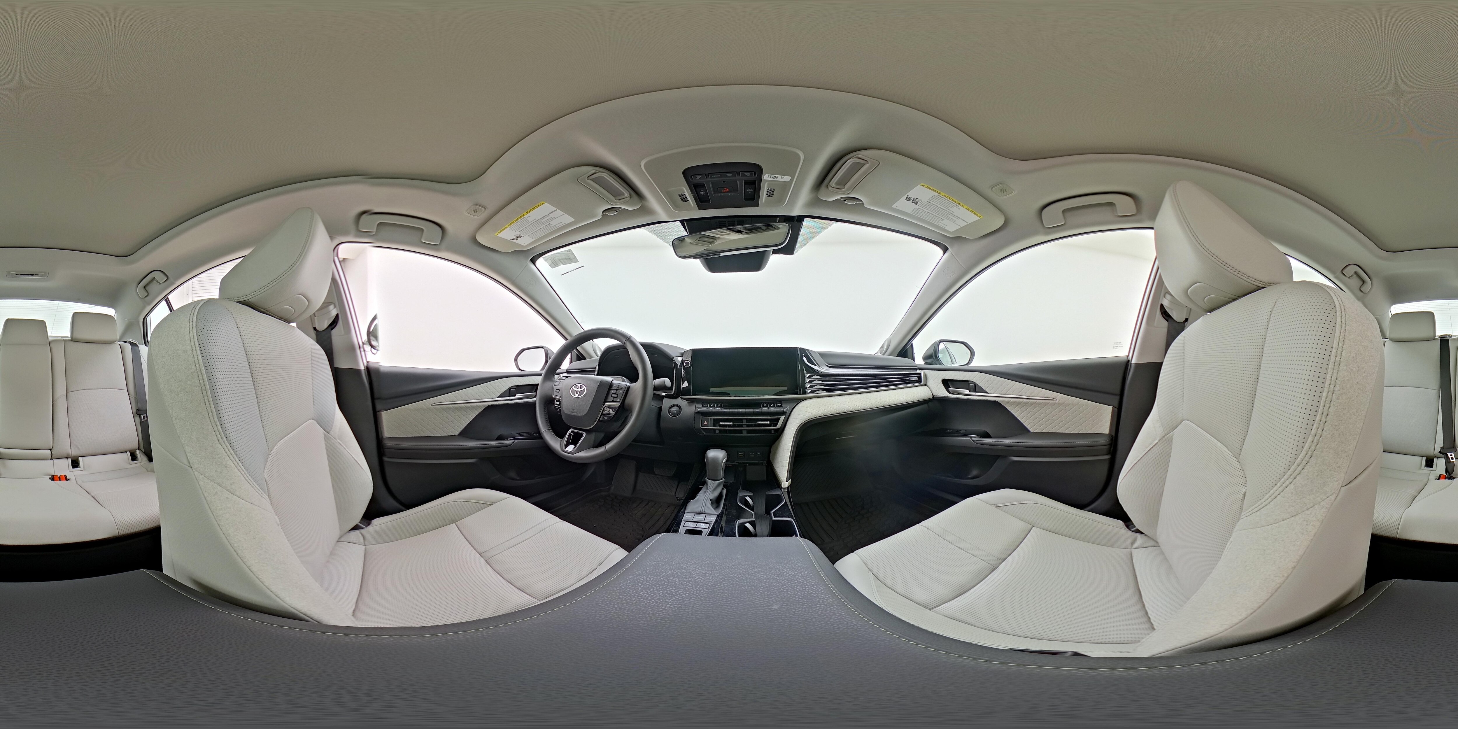 2025 Toyota Camry XLE - Photo 24