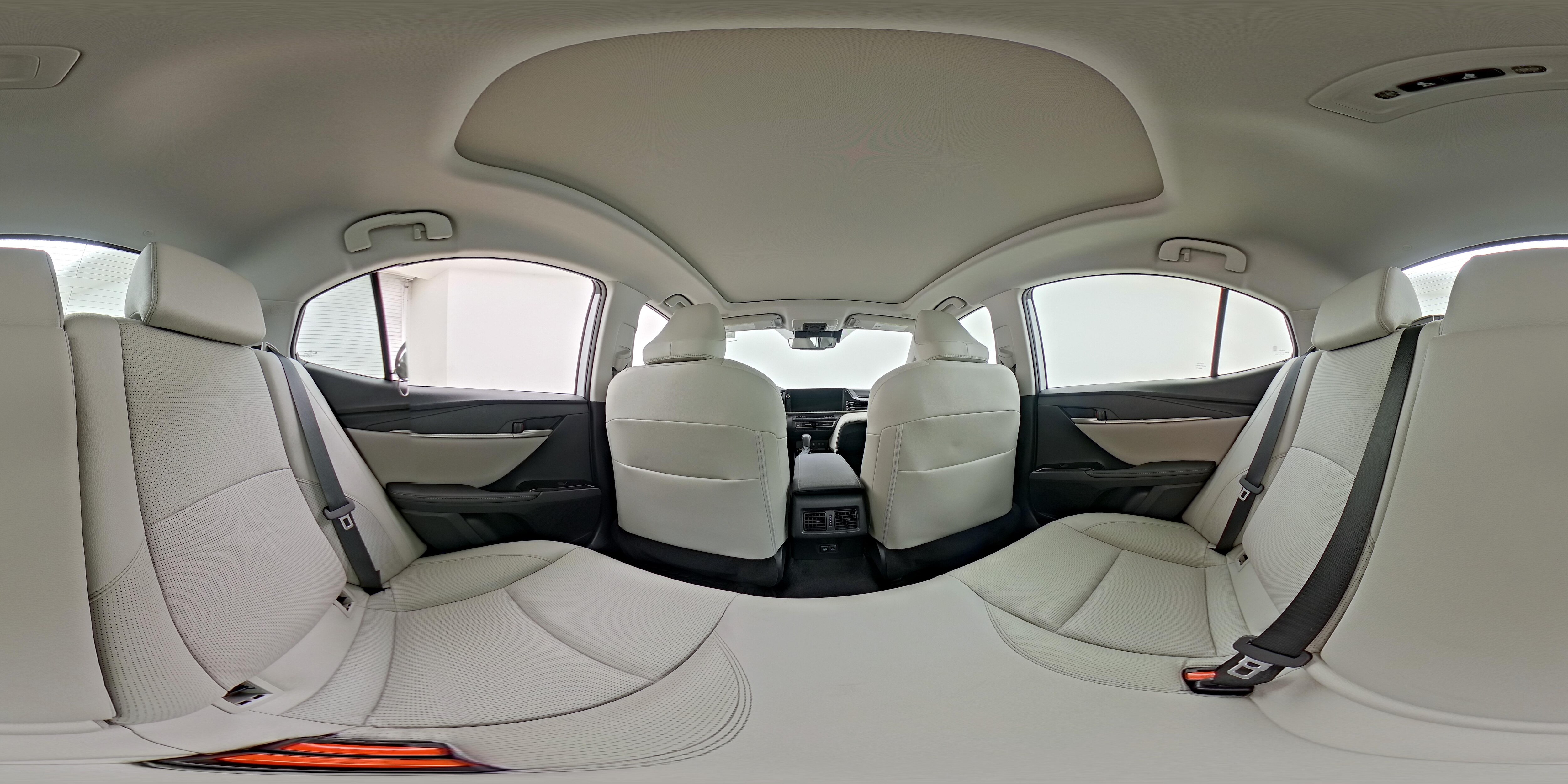 2025 Toyota Camry XLE - Photo 25