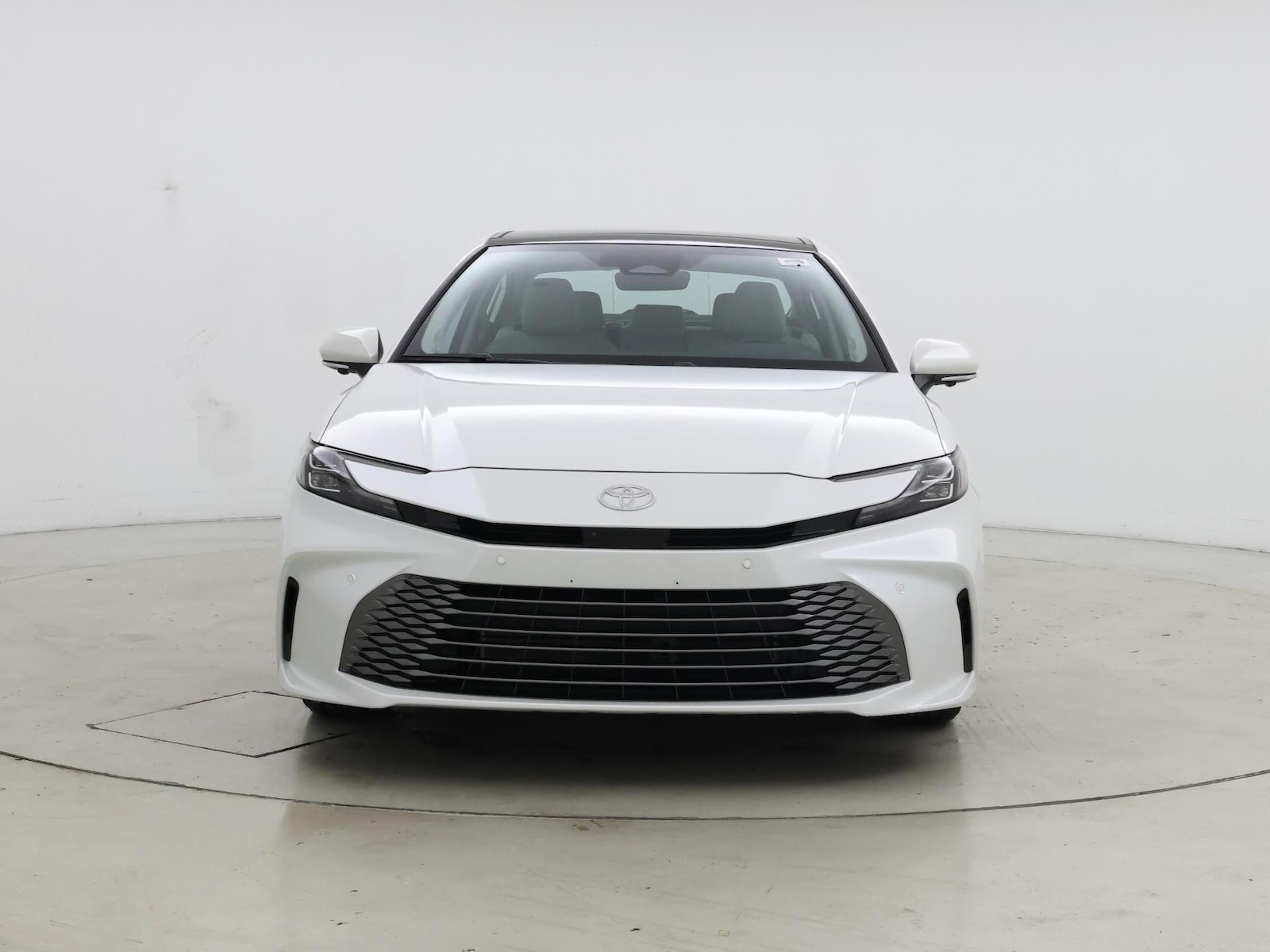 2025 Toyota Camry XLE - Photo 6