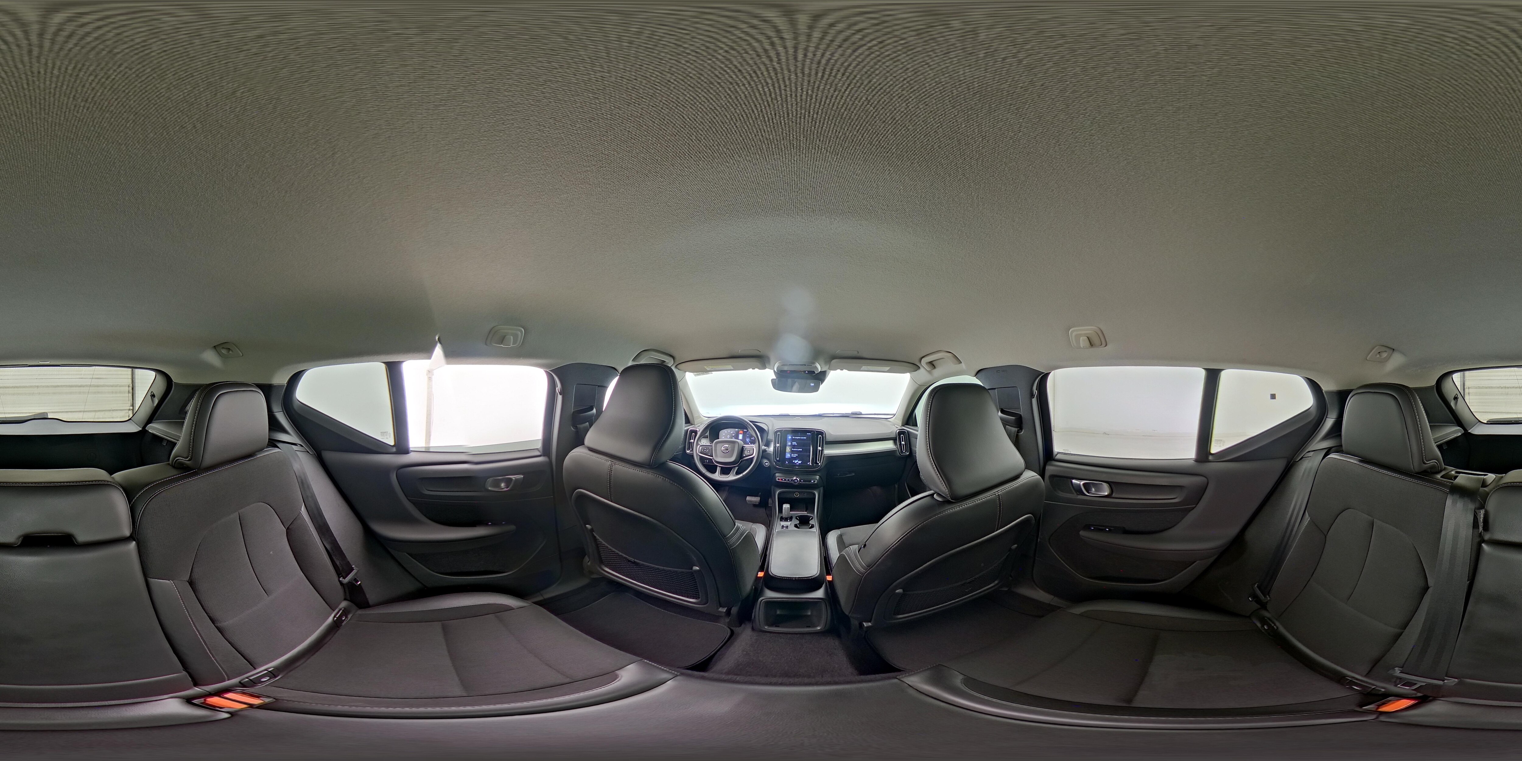 2020 Volvo XC40 Momentum - Photo 25