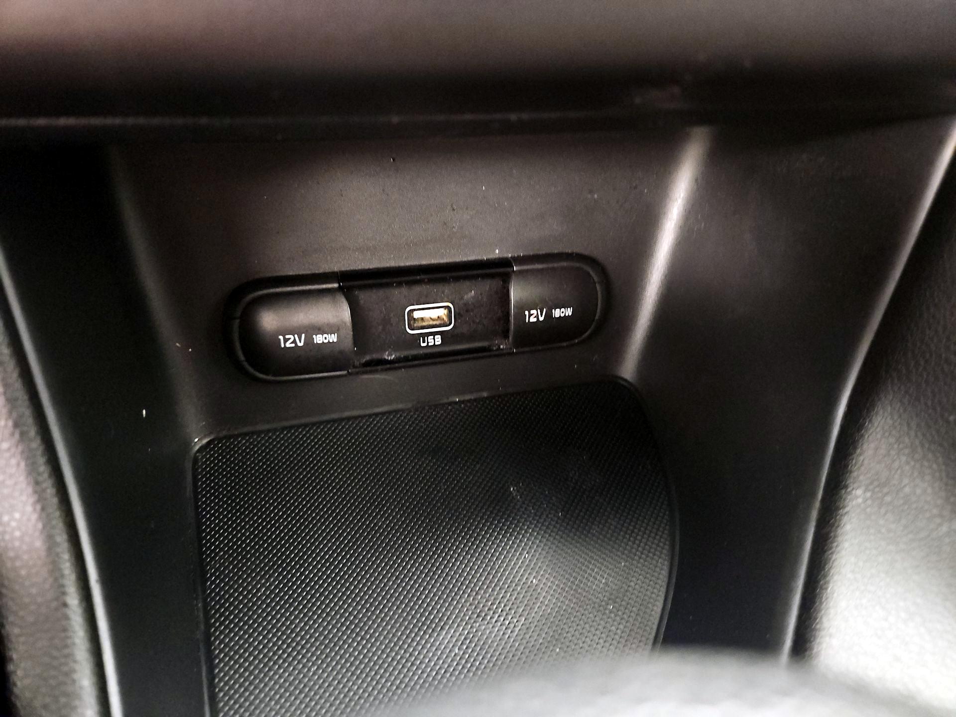 Thumbnail: 2021 Kia Sportage - 18