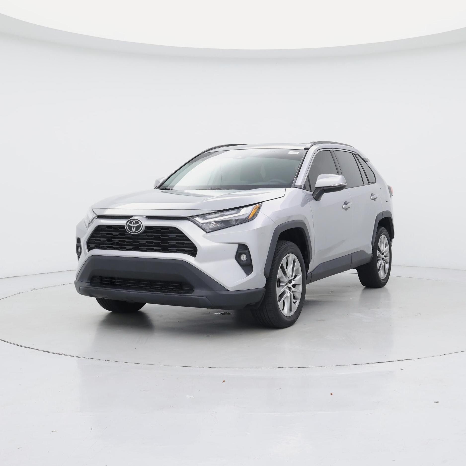 Thumbnail: 2022 Toyota RAV4 - 4
