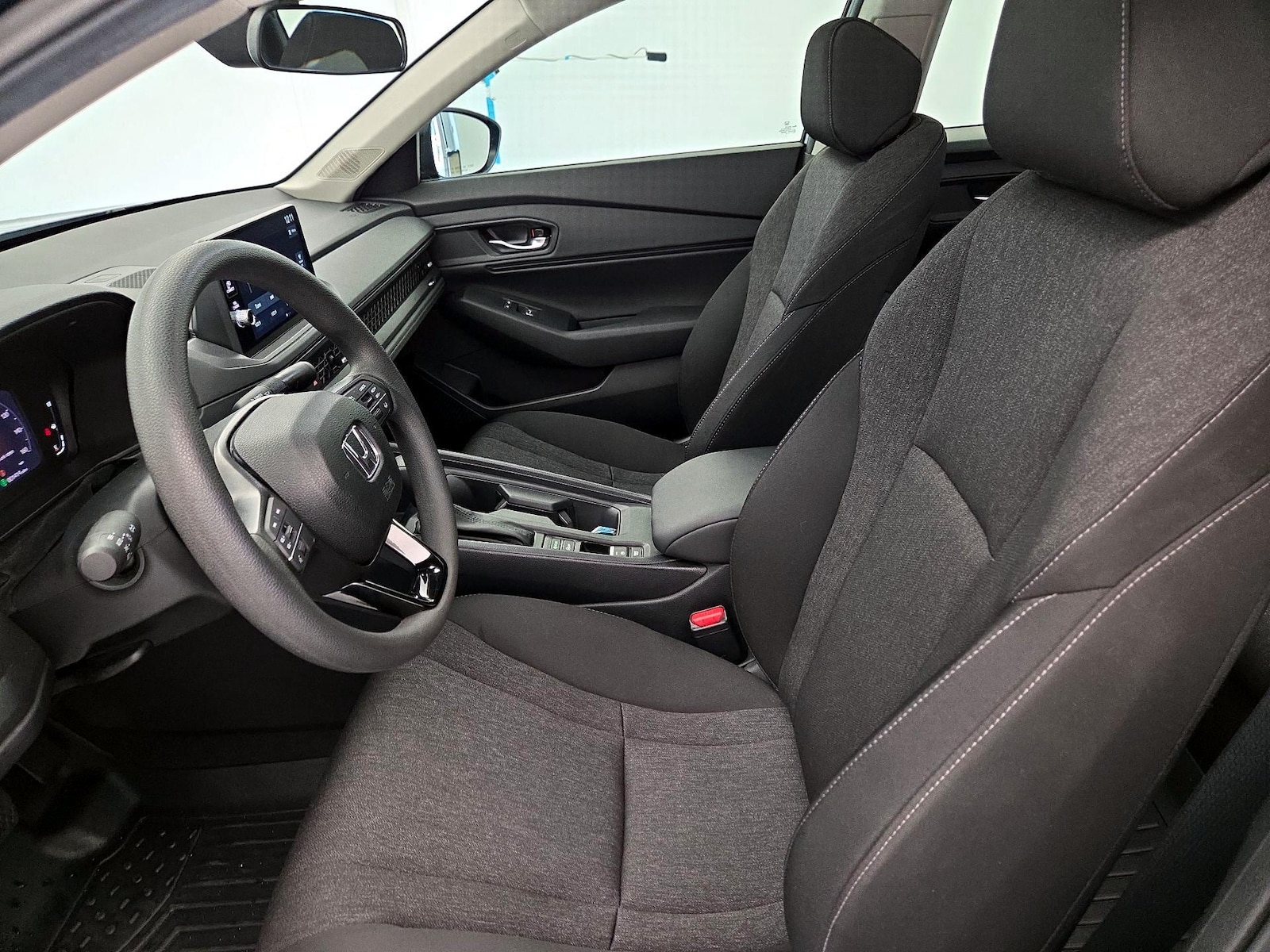2026 Honda Accord SE - Photo 12