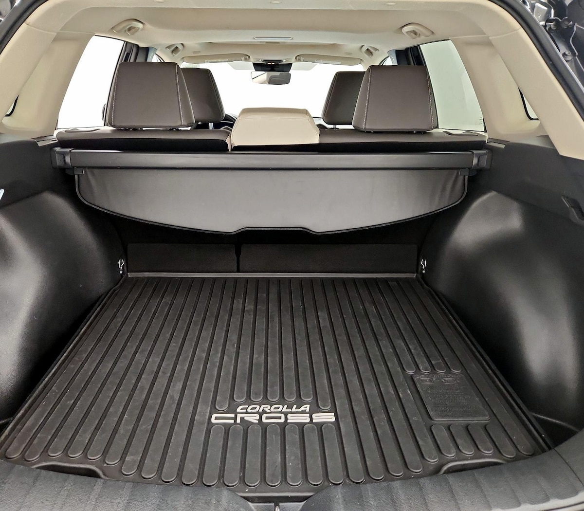 Trunk/Cargo (Seats Up)