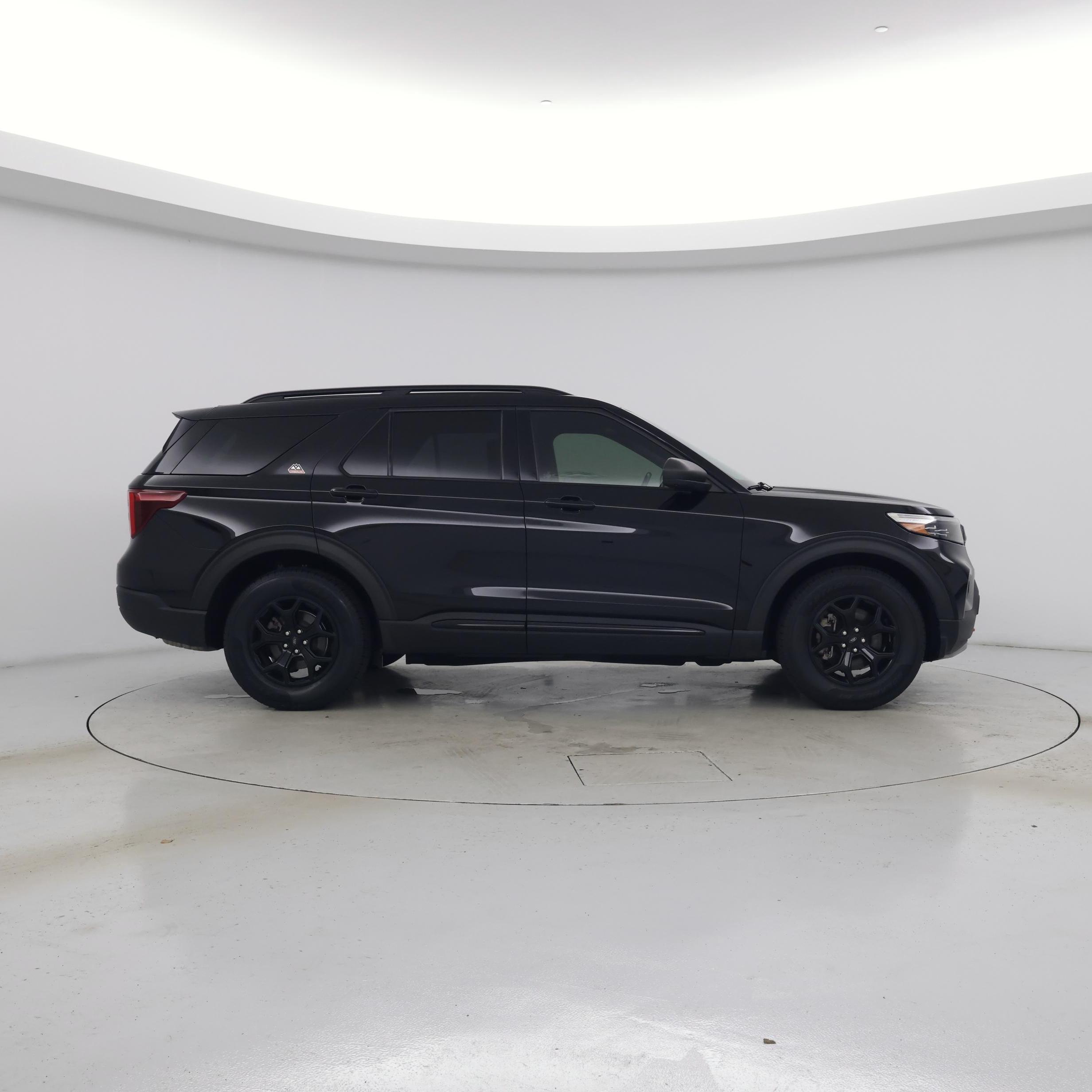 Thumbnail: 2023 Ford Explorer - 7