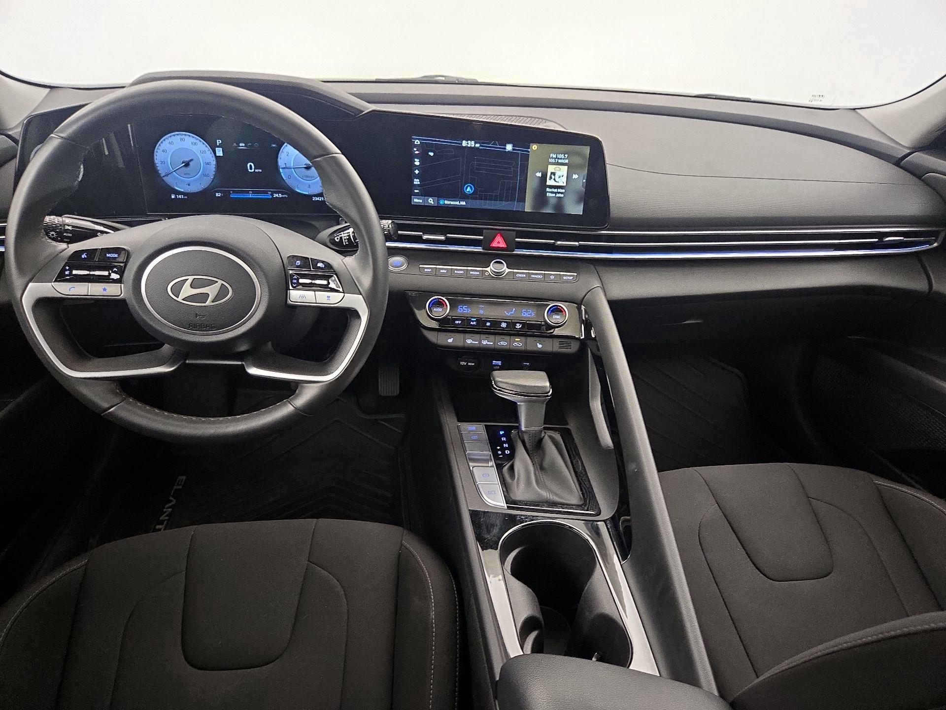 Thumbnail: 2024 Hyundai Elantra - 9