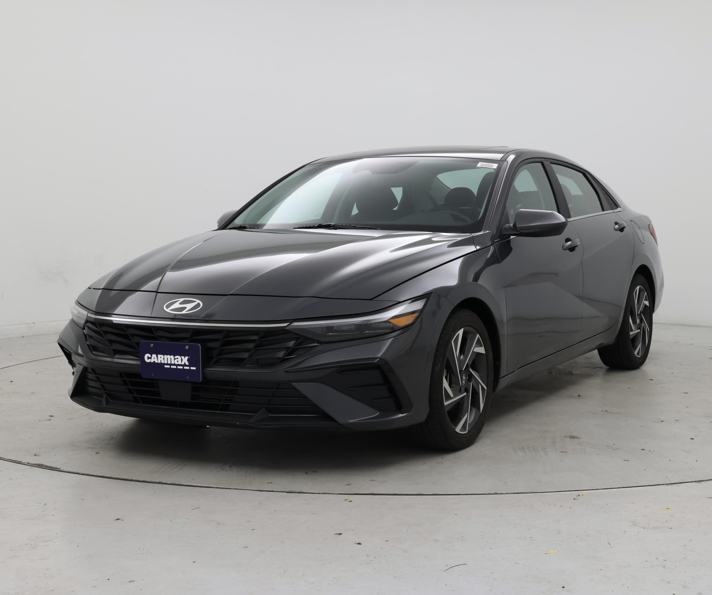 Thumbnail: 2024 Hyundai Elantra - 4