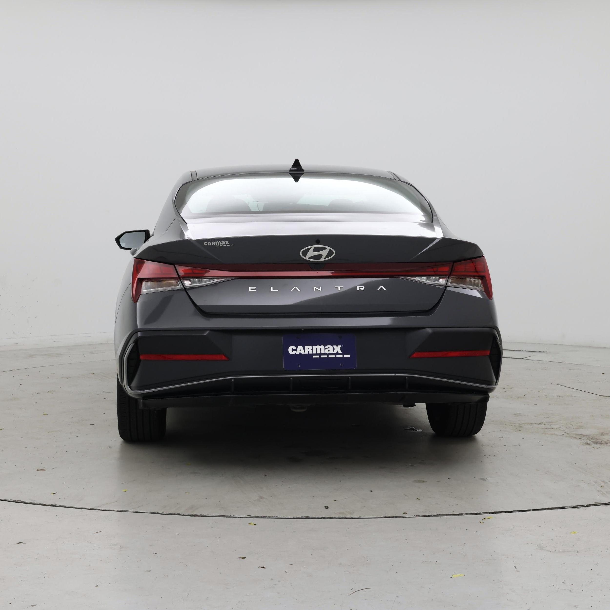 Thumbnail: 2024 Hyundai Elantra - 6