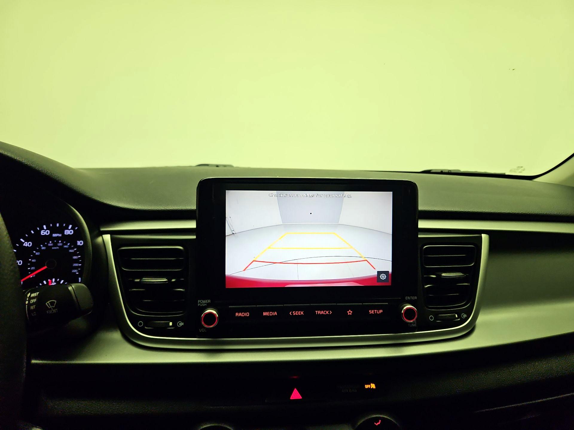 Thumbnail: 2021 Kia Rio - 13