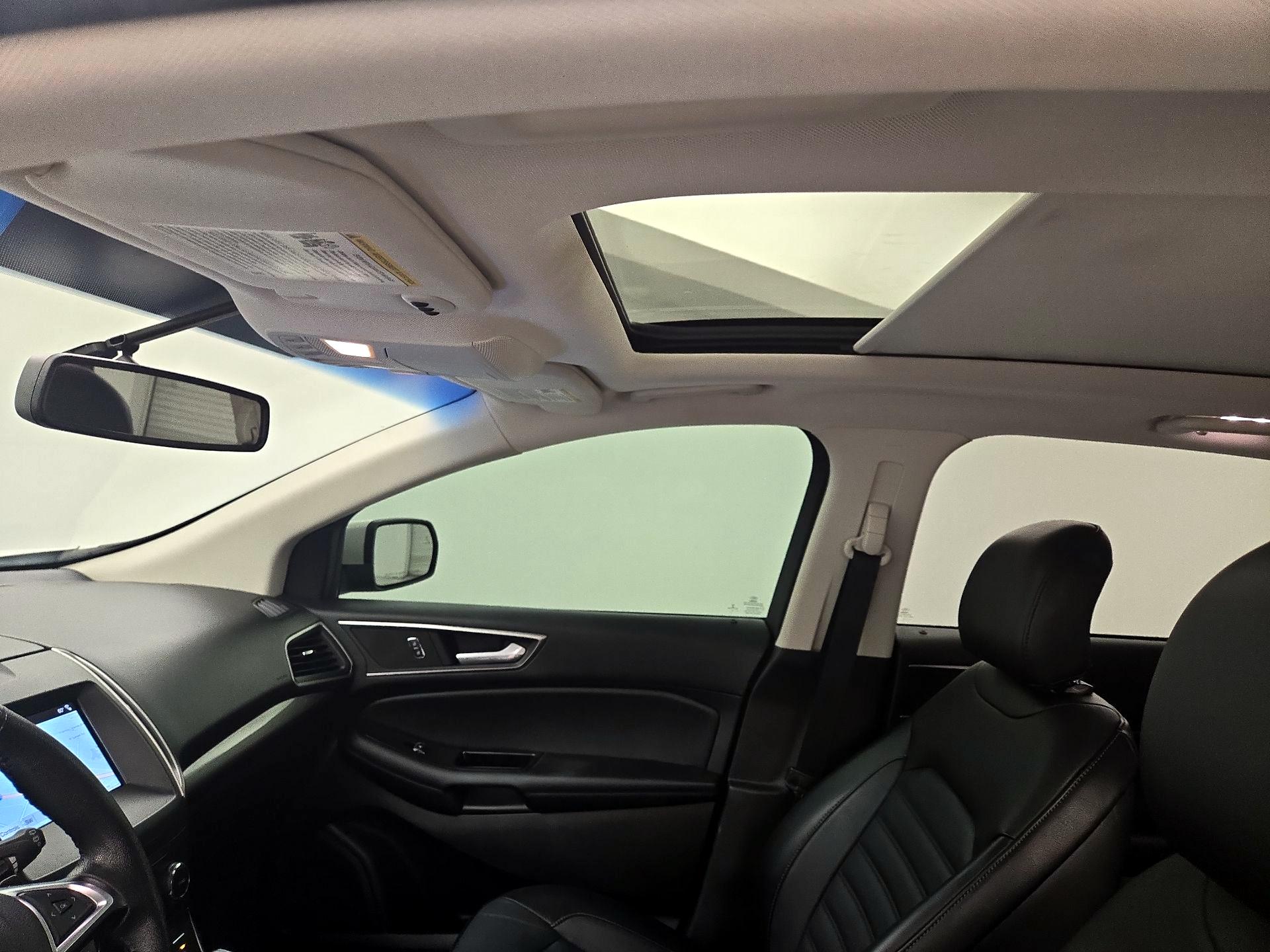 Thumbnail: 2016 Ford Edge - 20