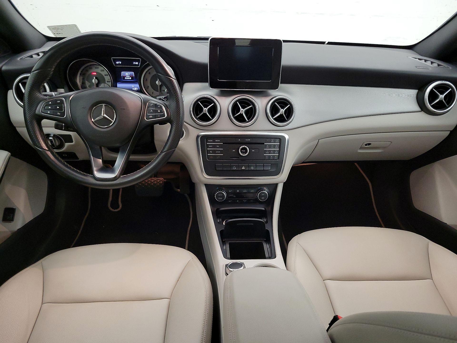 Thumbnail: 2015 Mercedes-Benz CLA - 9
