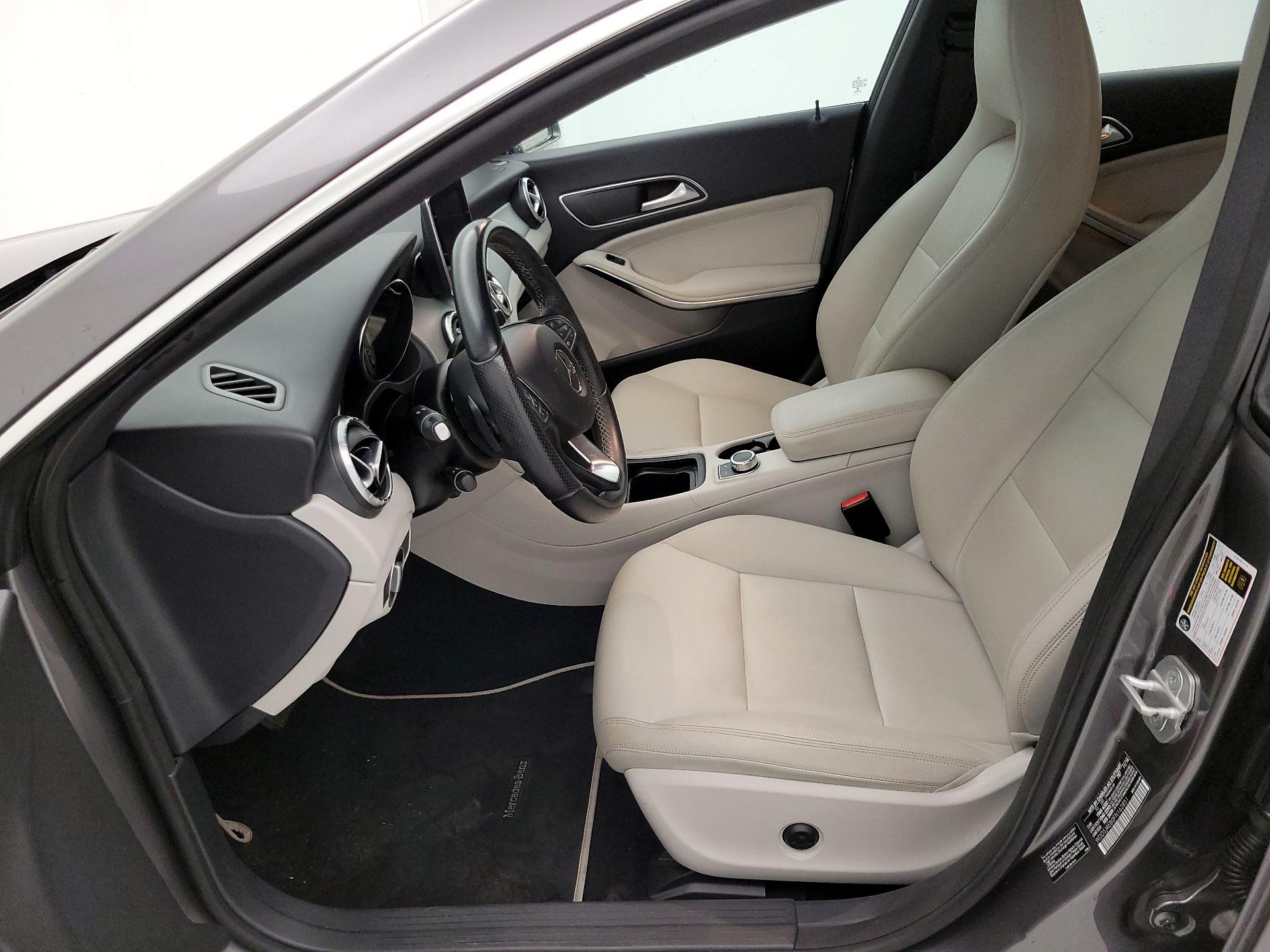 Thumbnail: 2015 Mercedes-Benz CLA - 11