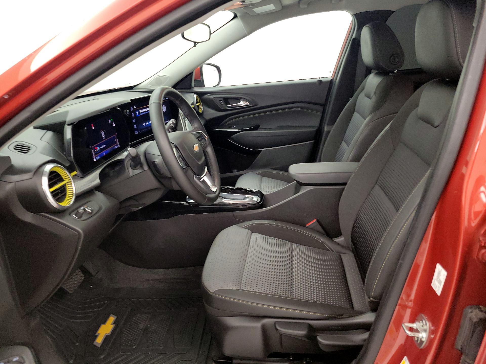 Thumbnail: 2024 Chevrolet Trax - 11
