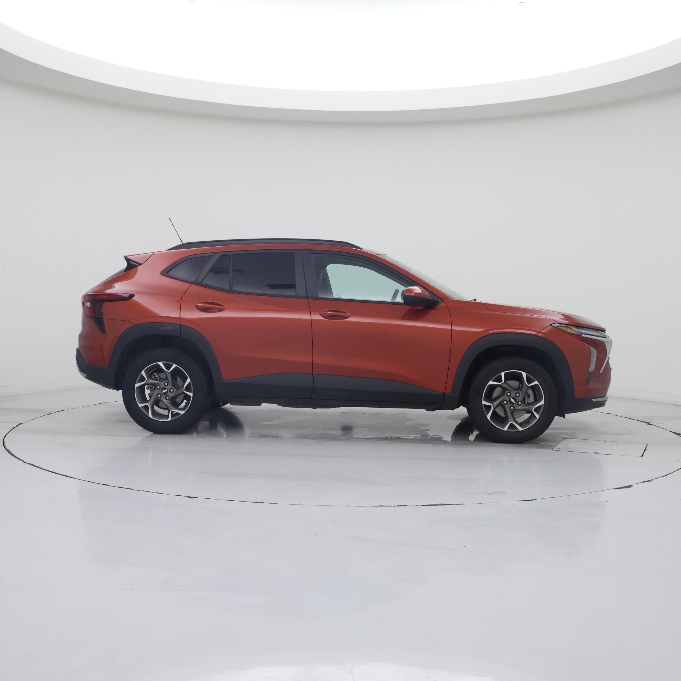 Thumbnail: 2024 Chevrolet Trax - 7