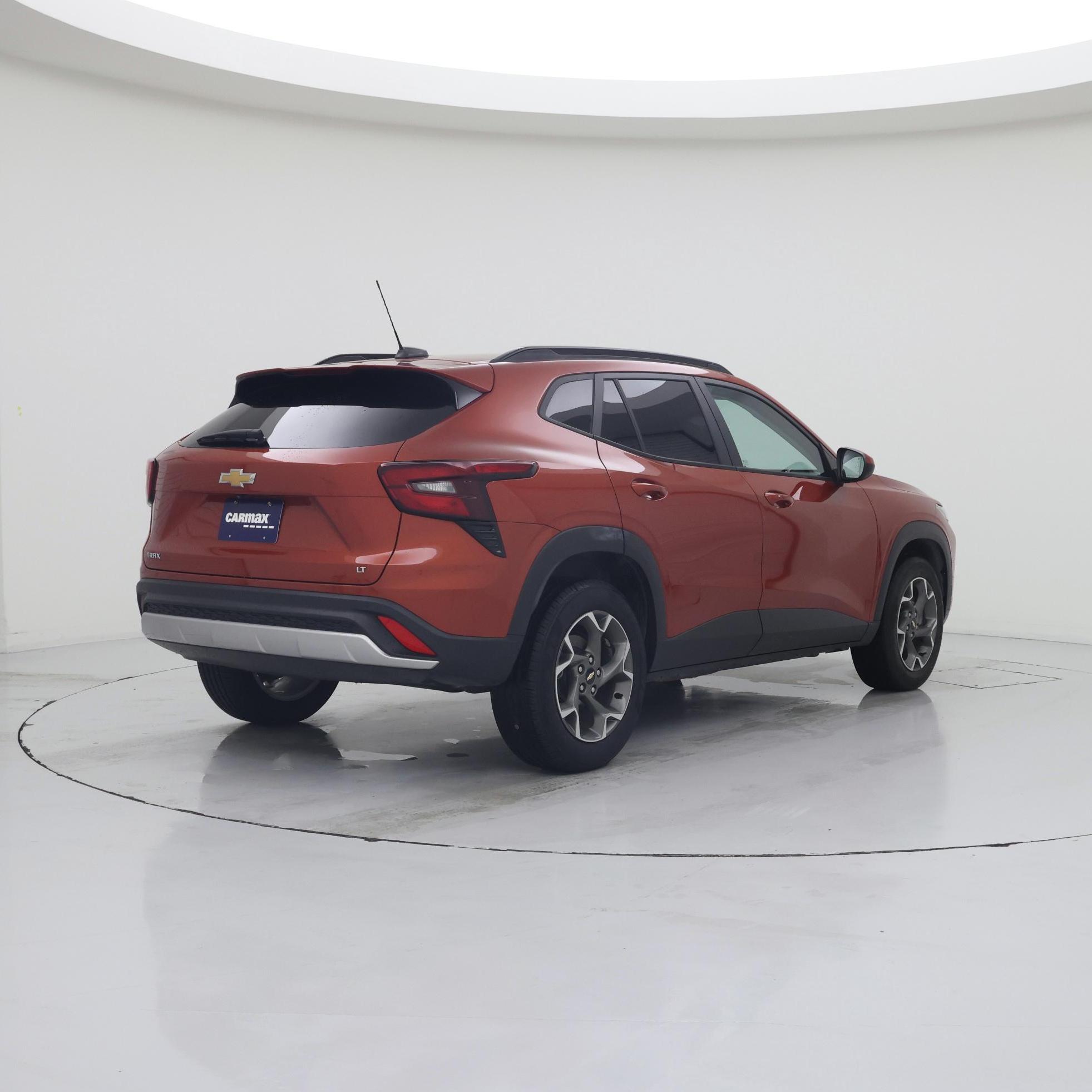 Thumbnail: 2024 Chevrolet Trax - 8
