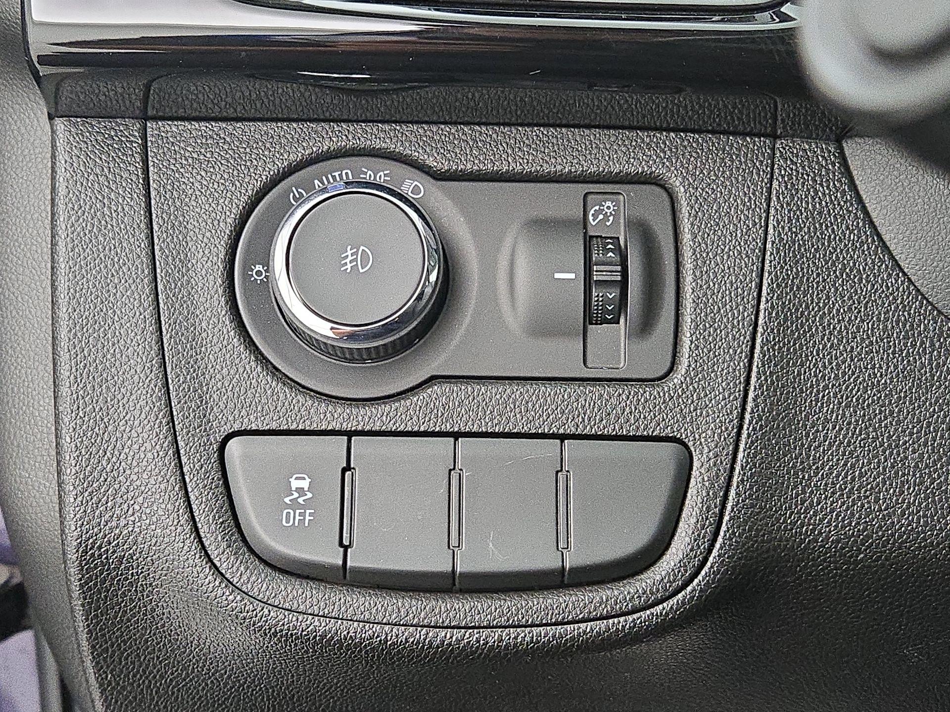 Thumbnail: 2017 Chevrolet Spark - 13