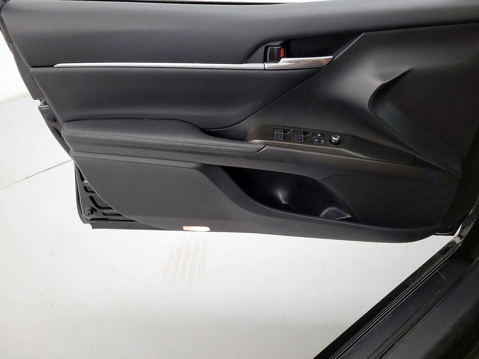 2024 Toyota Camry XLE - Photo 13