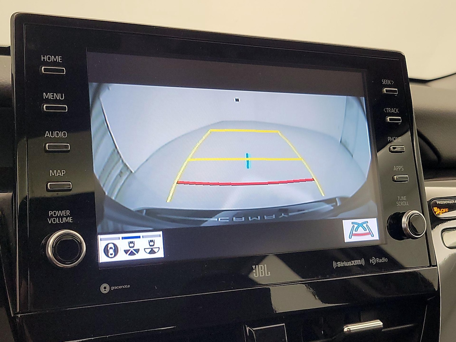 2024 Toyota Camry XLE - Photo 16
