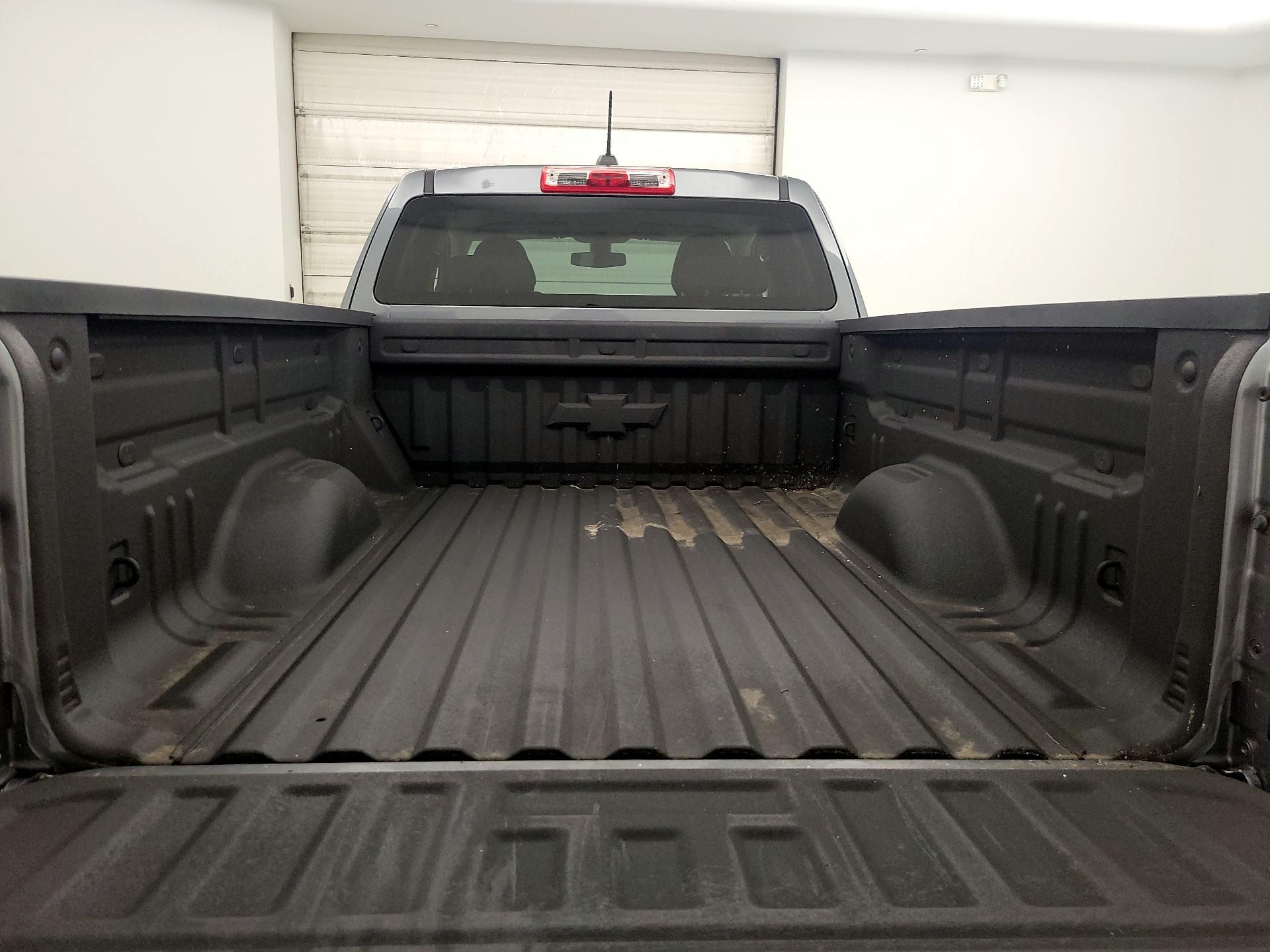 Thumbnail: 2022 Chevrolet Colorado - 20