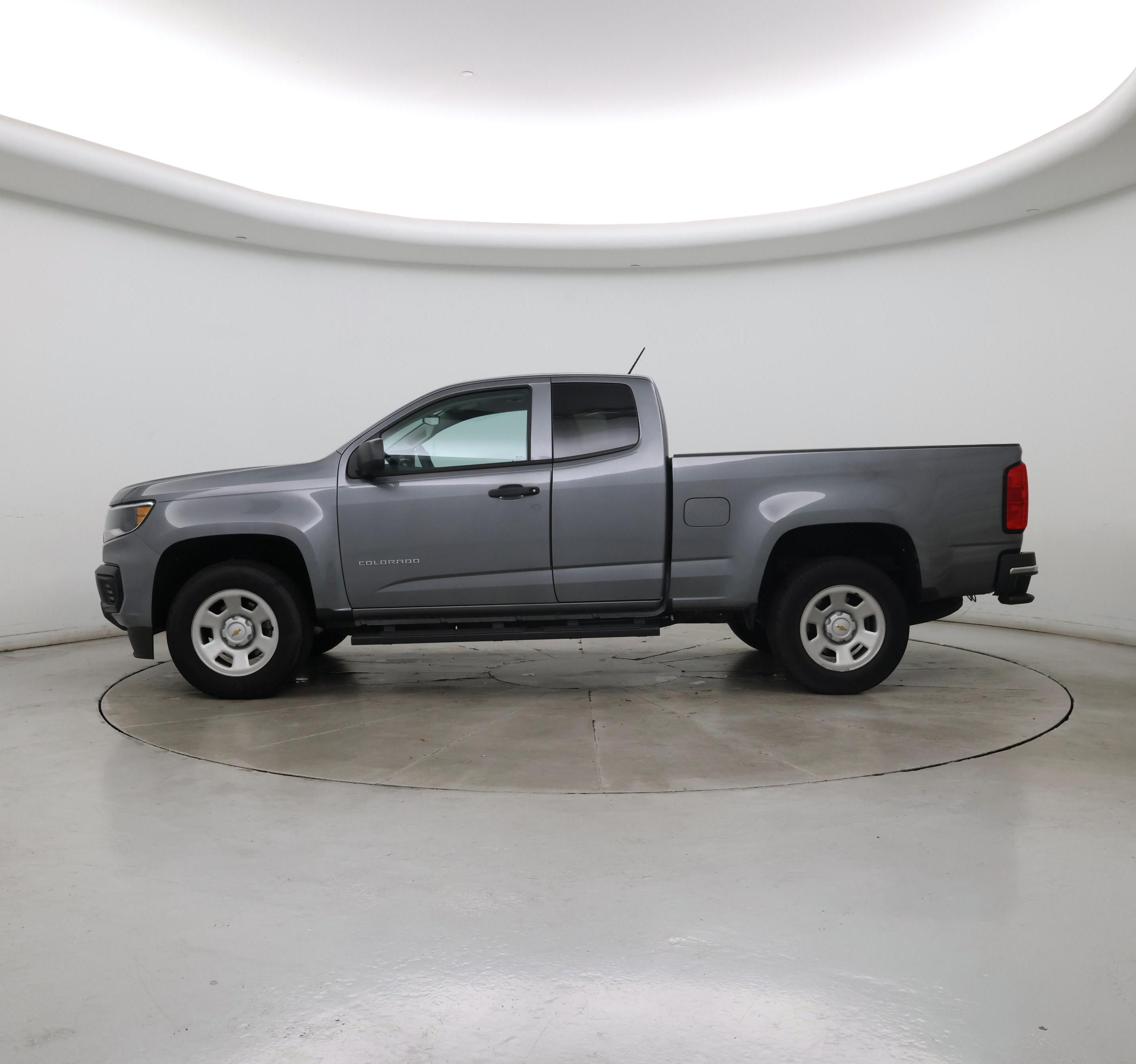 Thumbnail: 2022 Chevrolet Colorado - 3