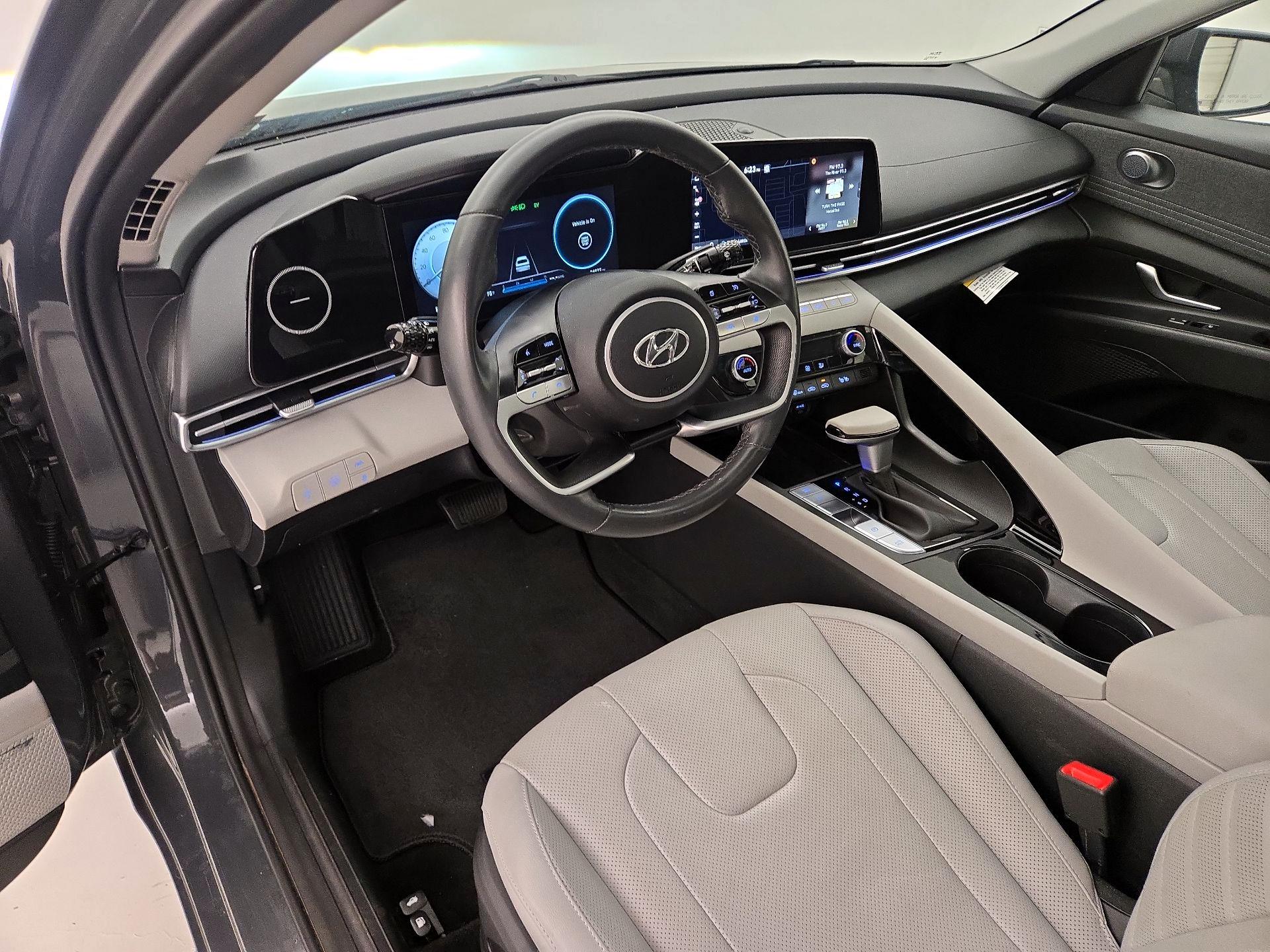 Thumbnail: 2023 Hyundai Elantra - 11