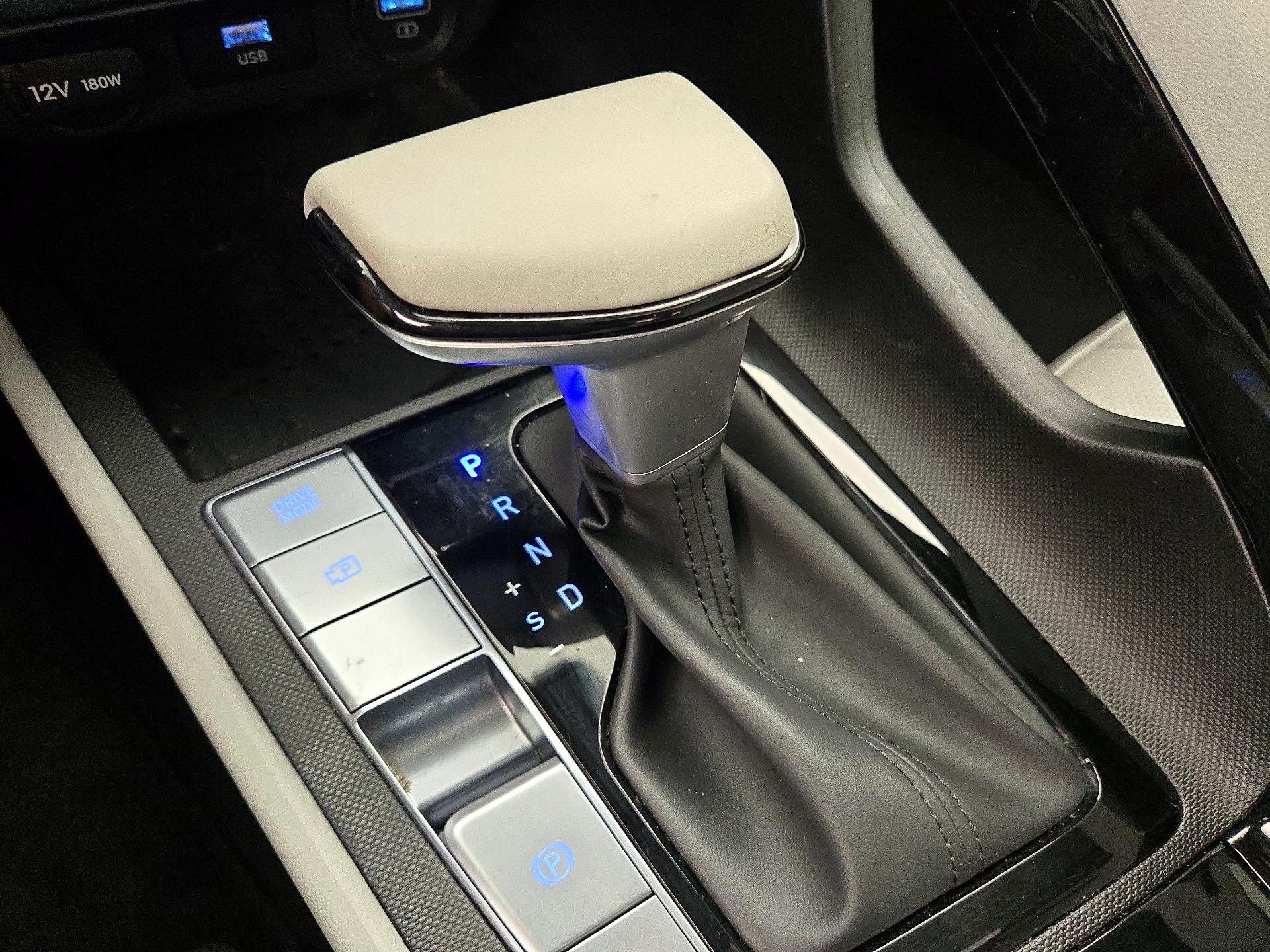 Thumbnail: 2023 Hyundai Elantra - 18