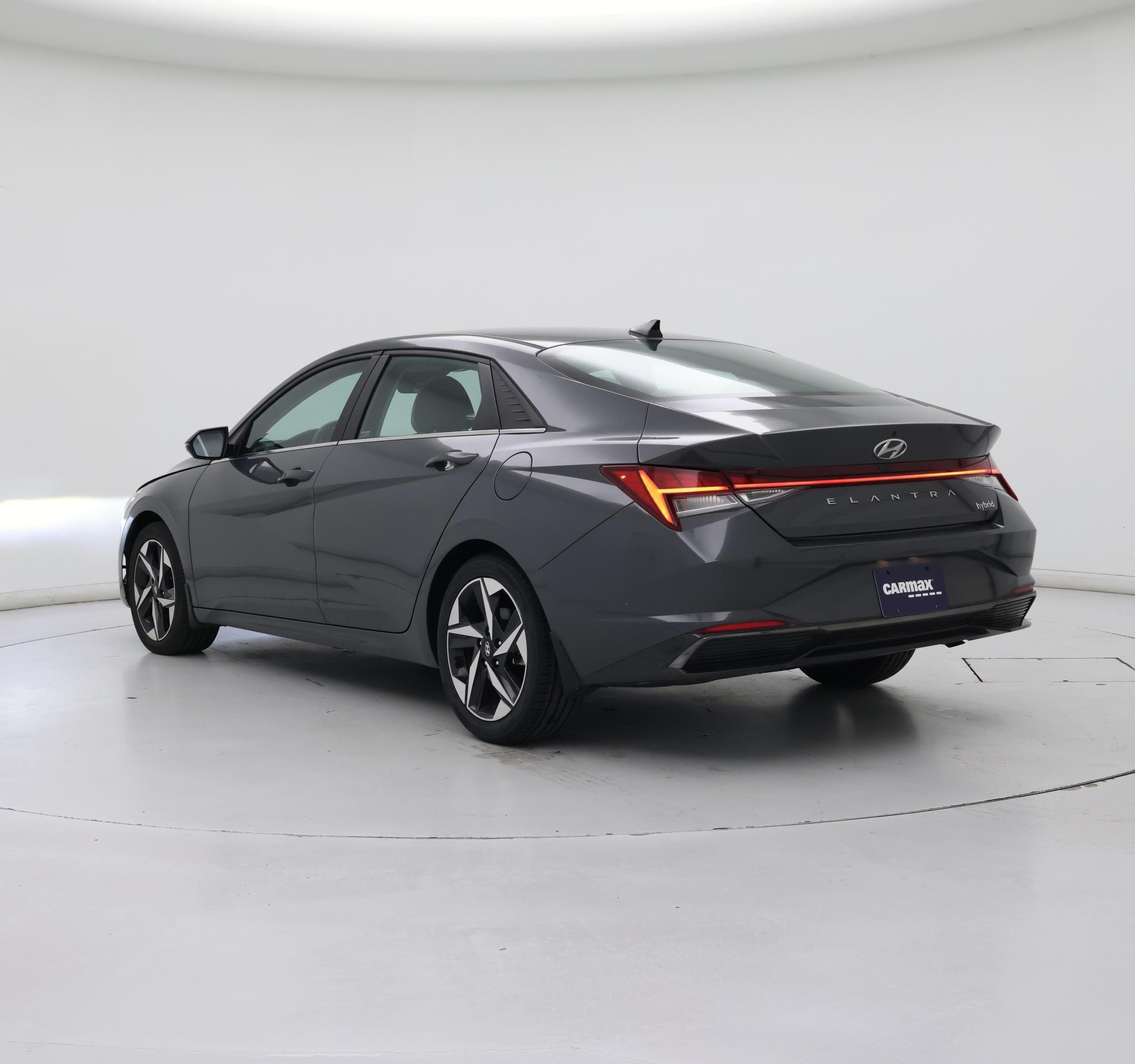Thumbnail: 2023 Hyundai Elantra - 2