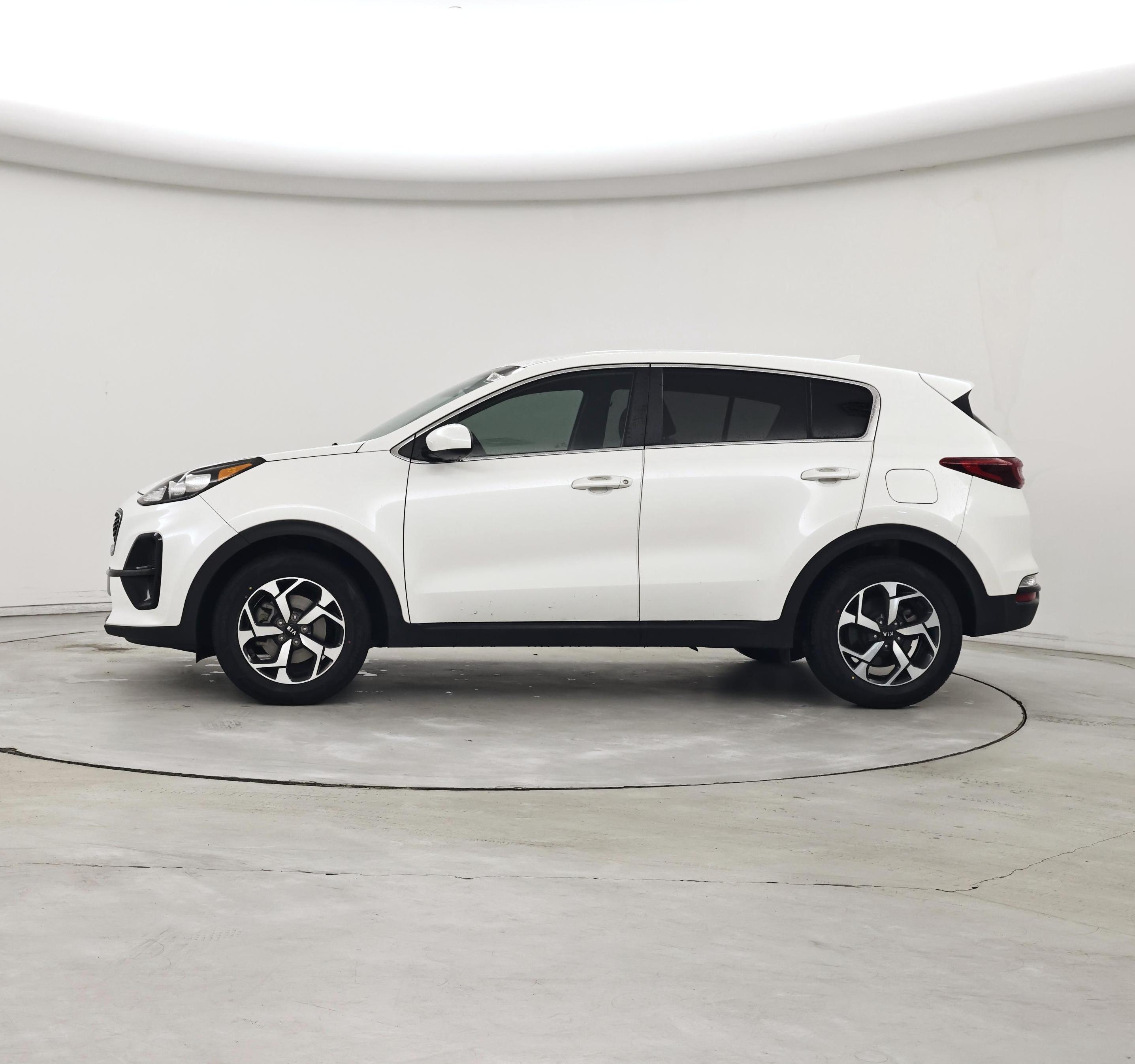 Thumbnail: 2022 Kia Sportage - 3