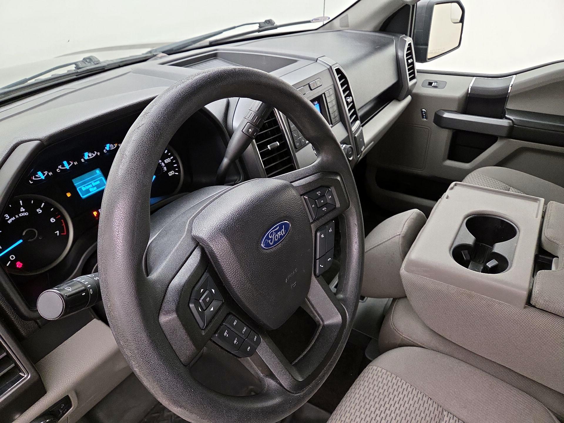 Thumbnail: 2018 Ford F-150 - 9