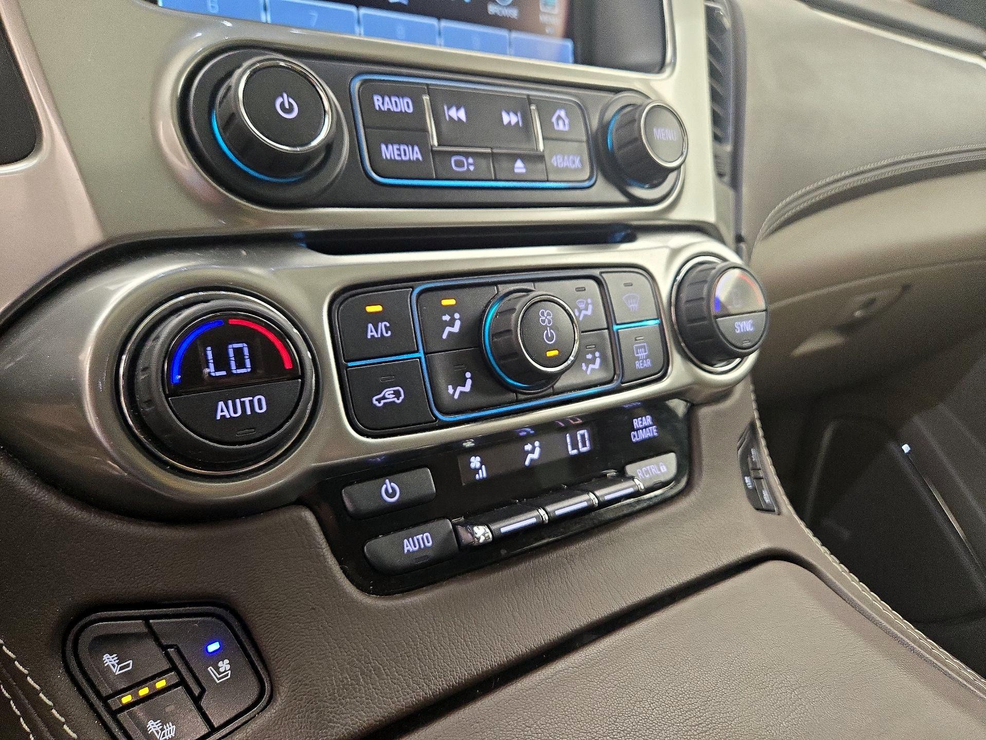 Thumbnail: 2020 Chevrolet Tahoe - 16