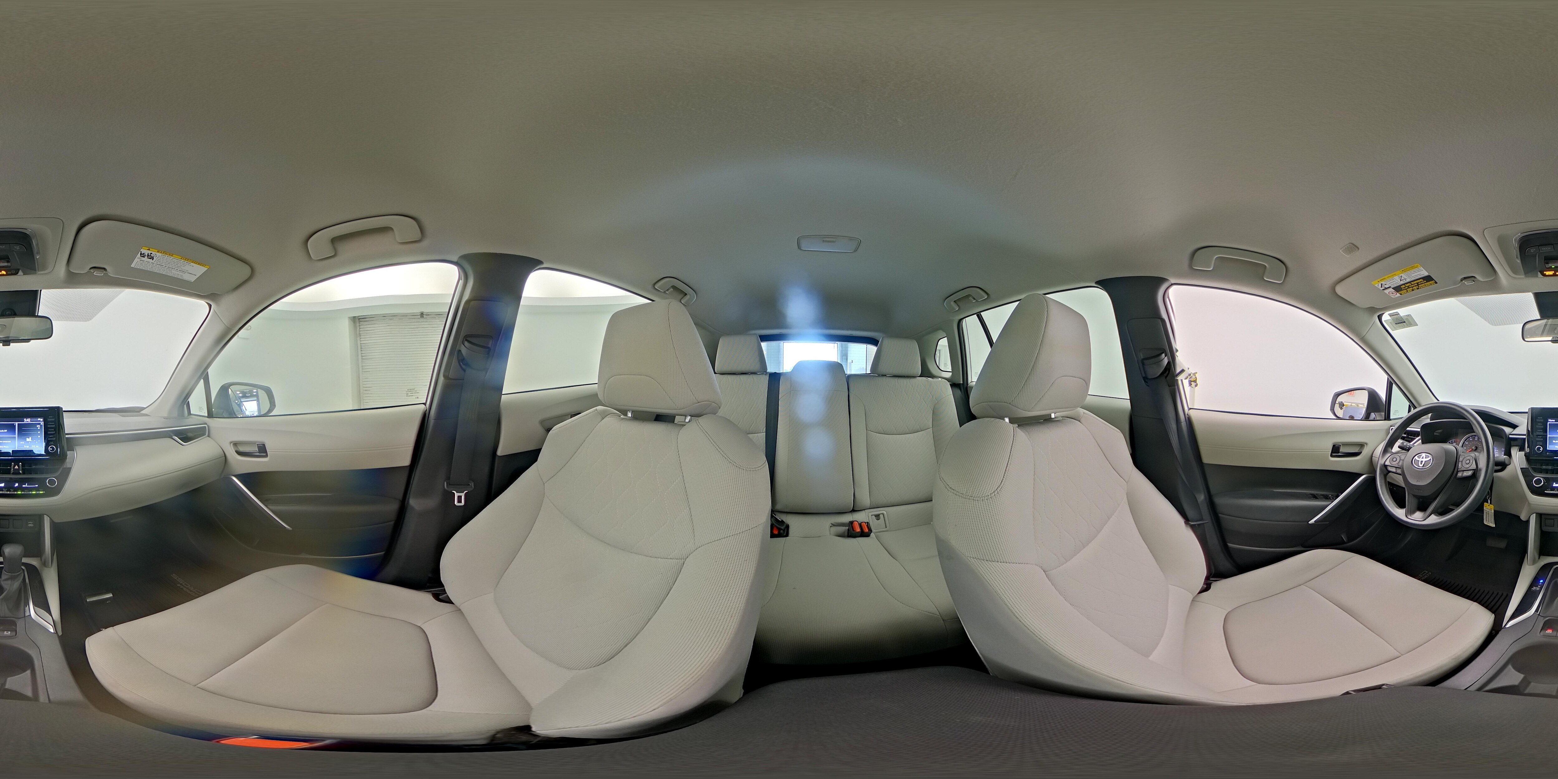 2022 Toyota Corolla Cross L - Photo 23