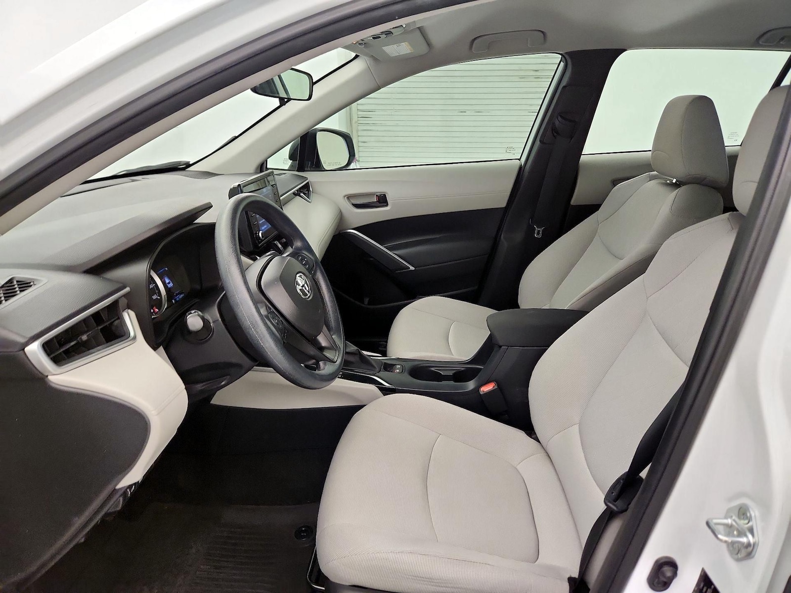 2022 Toyota Corolla Cross L - Photo 12