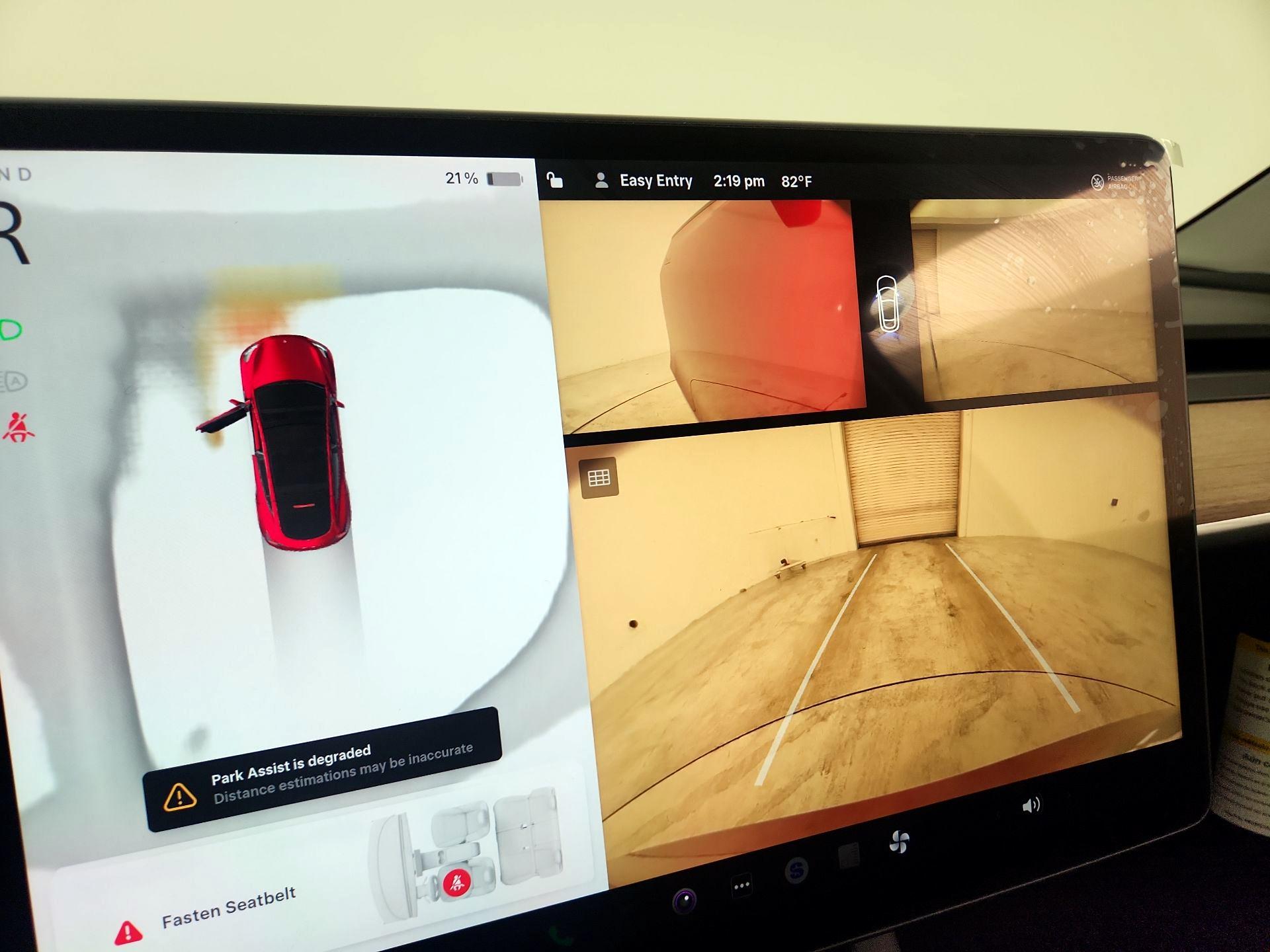 Thumbnail: 2025 Tesla Model Y - 14