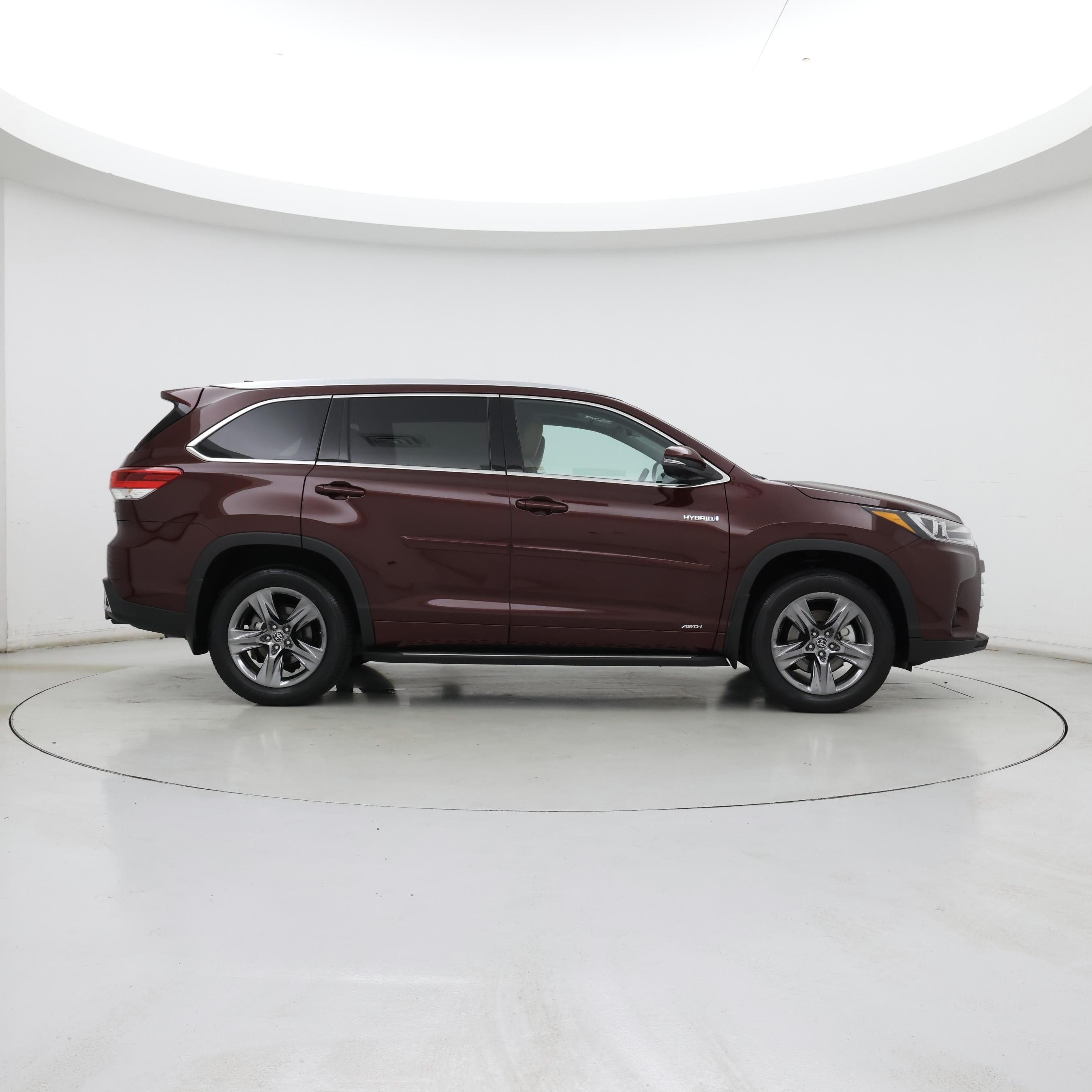 Thumbnail: 2019 Toyota Highlander - 7