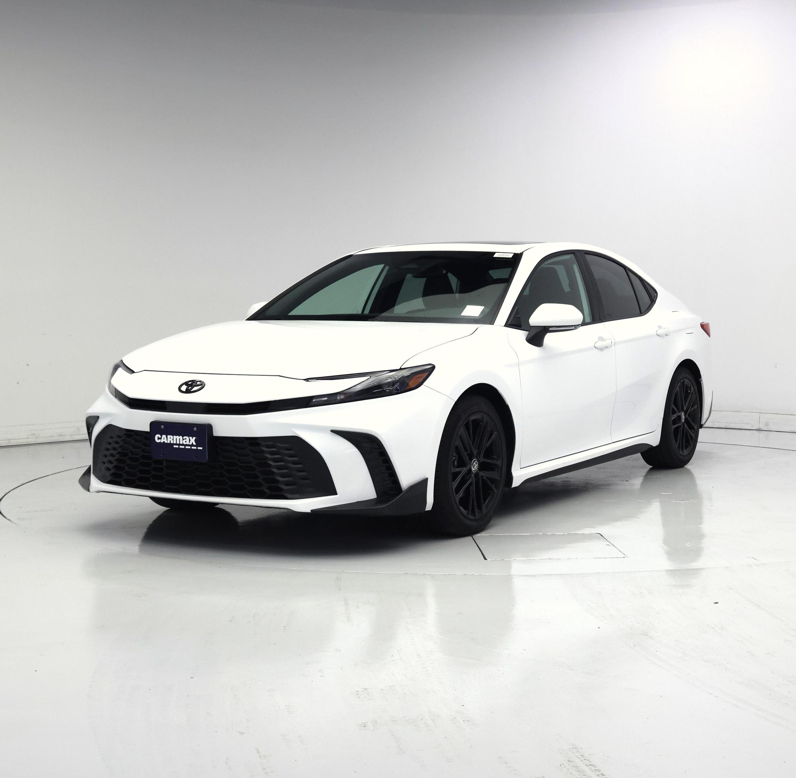 Thumbnail: 2025 Toyota Camry - 4