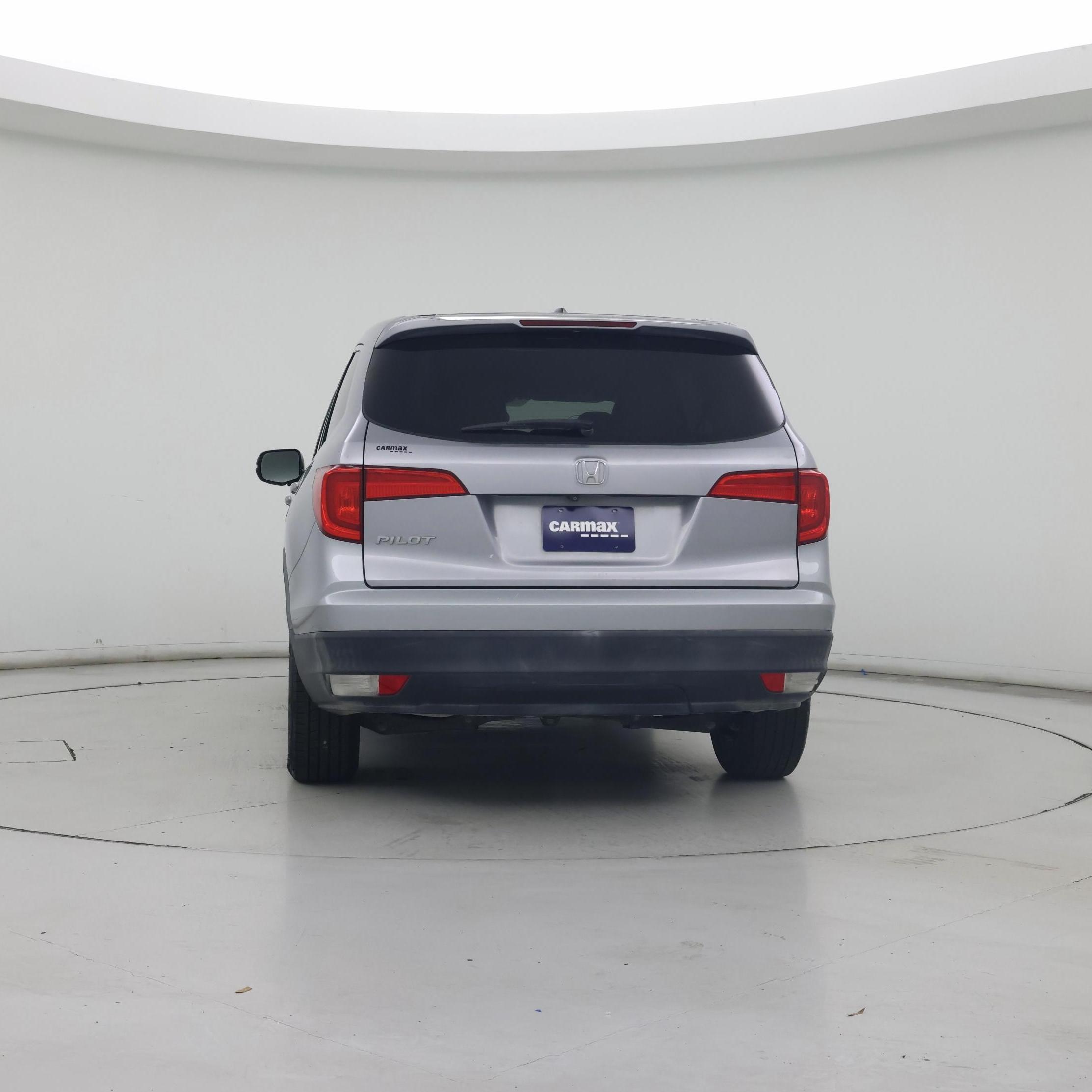 Thumbnail: 2017 Honda Pilot - 6